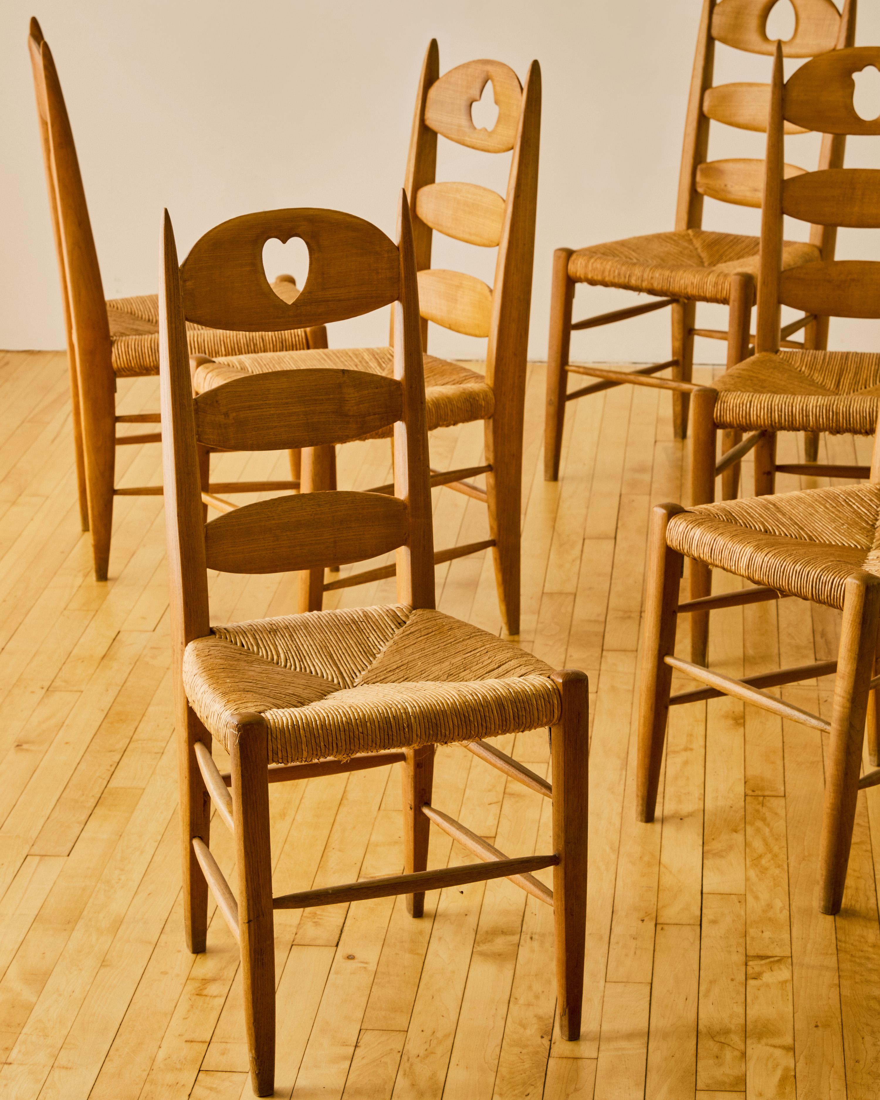 Sex of Six French Carved Back Dining Chairs c. 1960's im Angebot 2