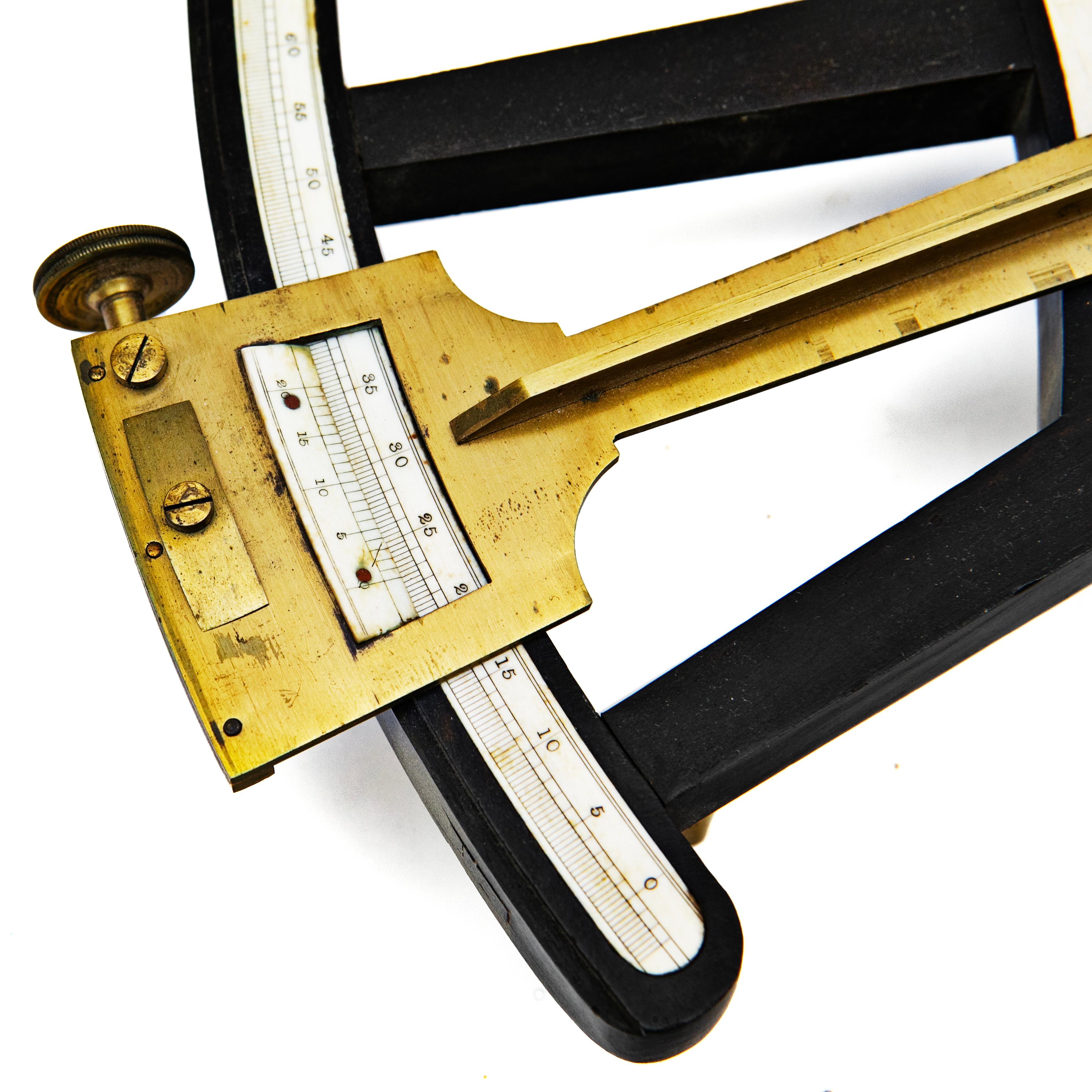 Sextant in Original Mahogany Case, England c. 1900 5