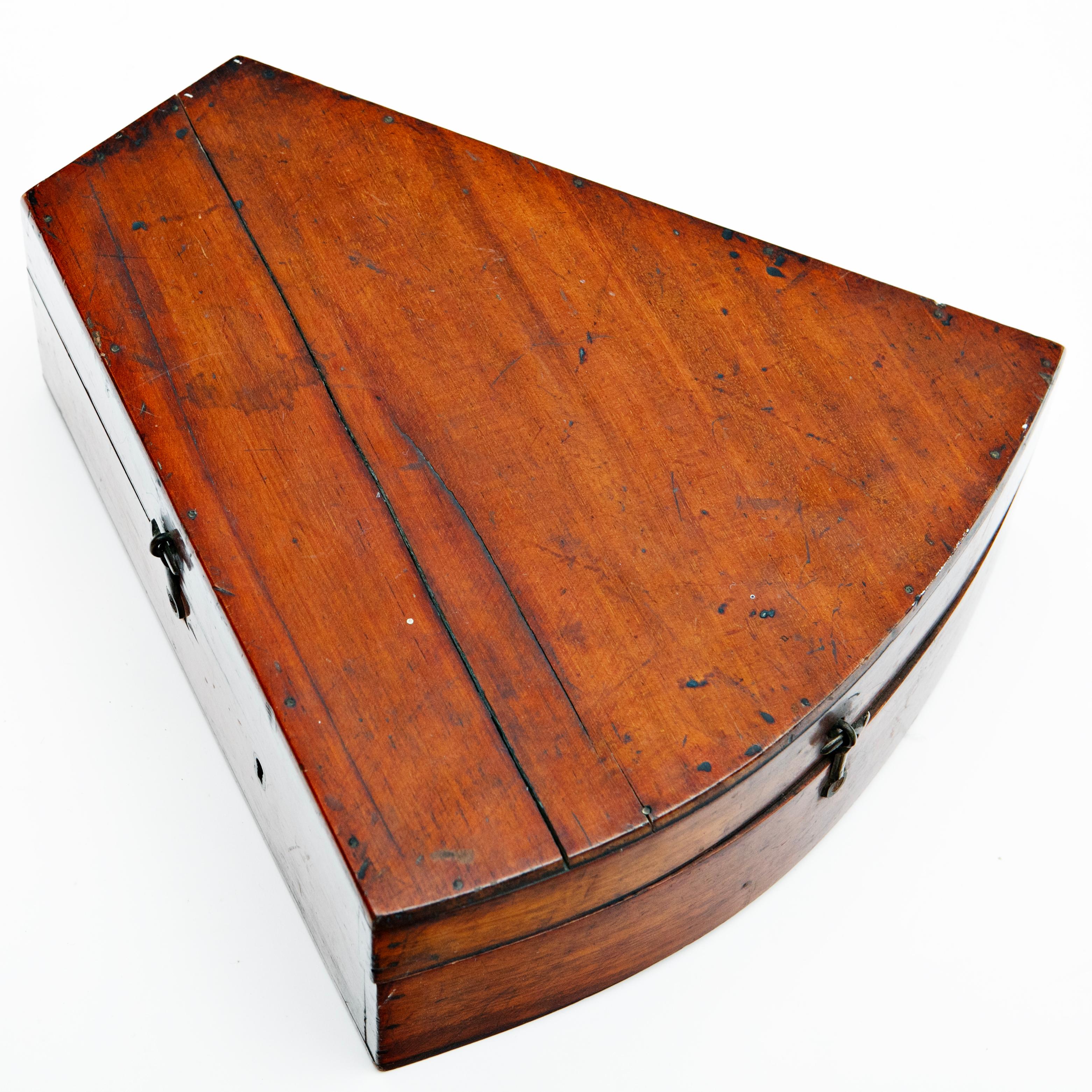 Sextant in Original Mahogany Case, England c. 1900 7