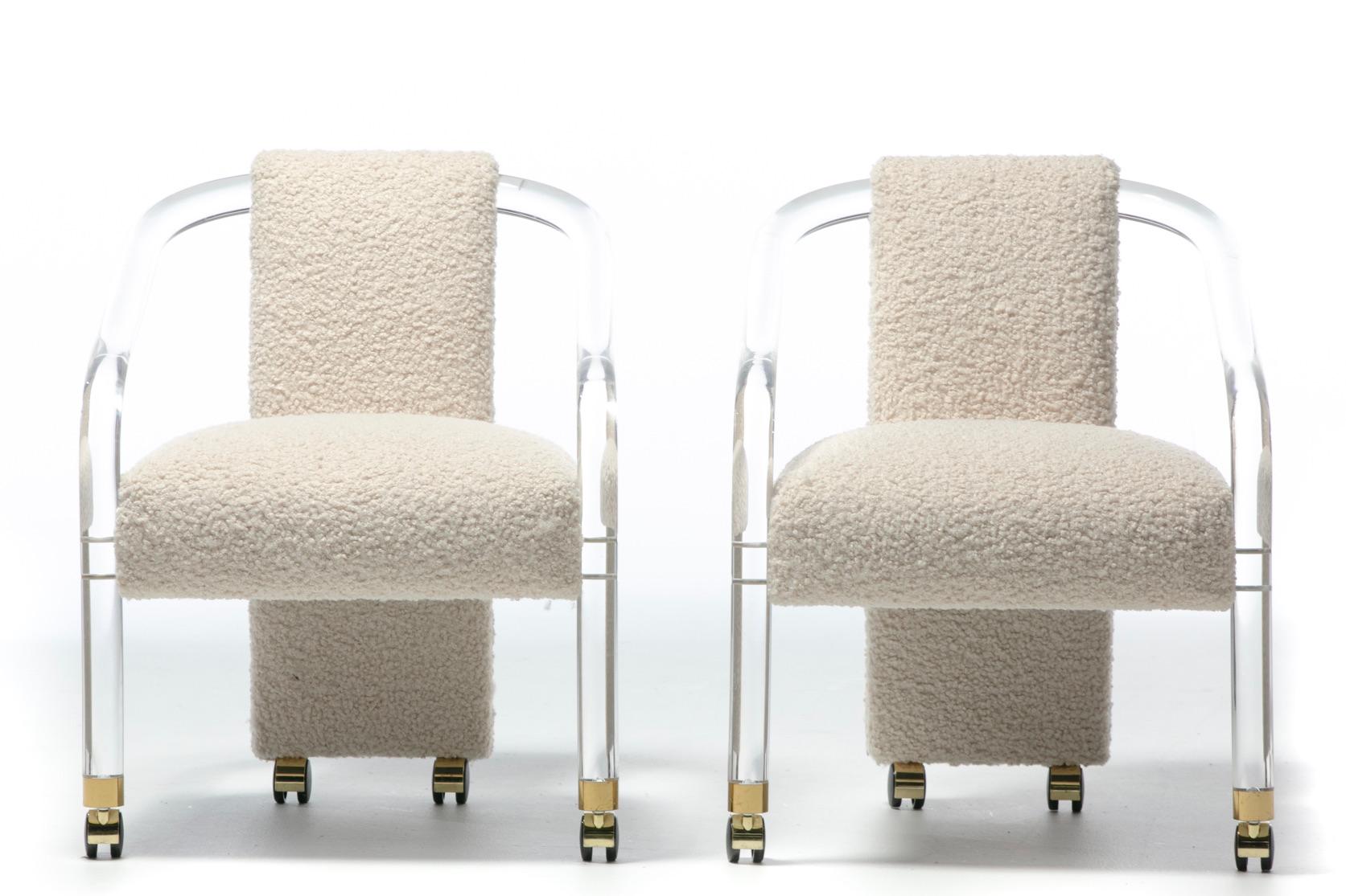 Mid-Century Modern Sexy 1970s Lucite & Brass Set of Chairs in Ivory White Bouclé on Casters c. 1970 For Sale