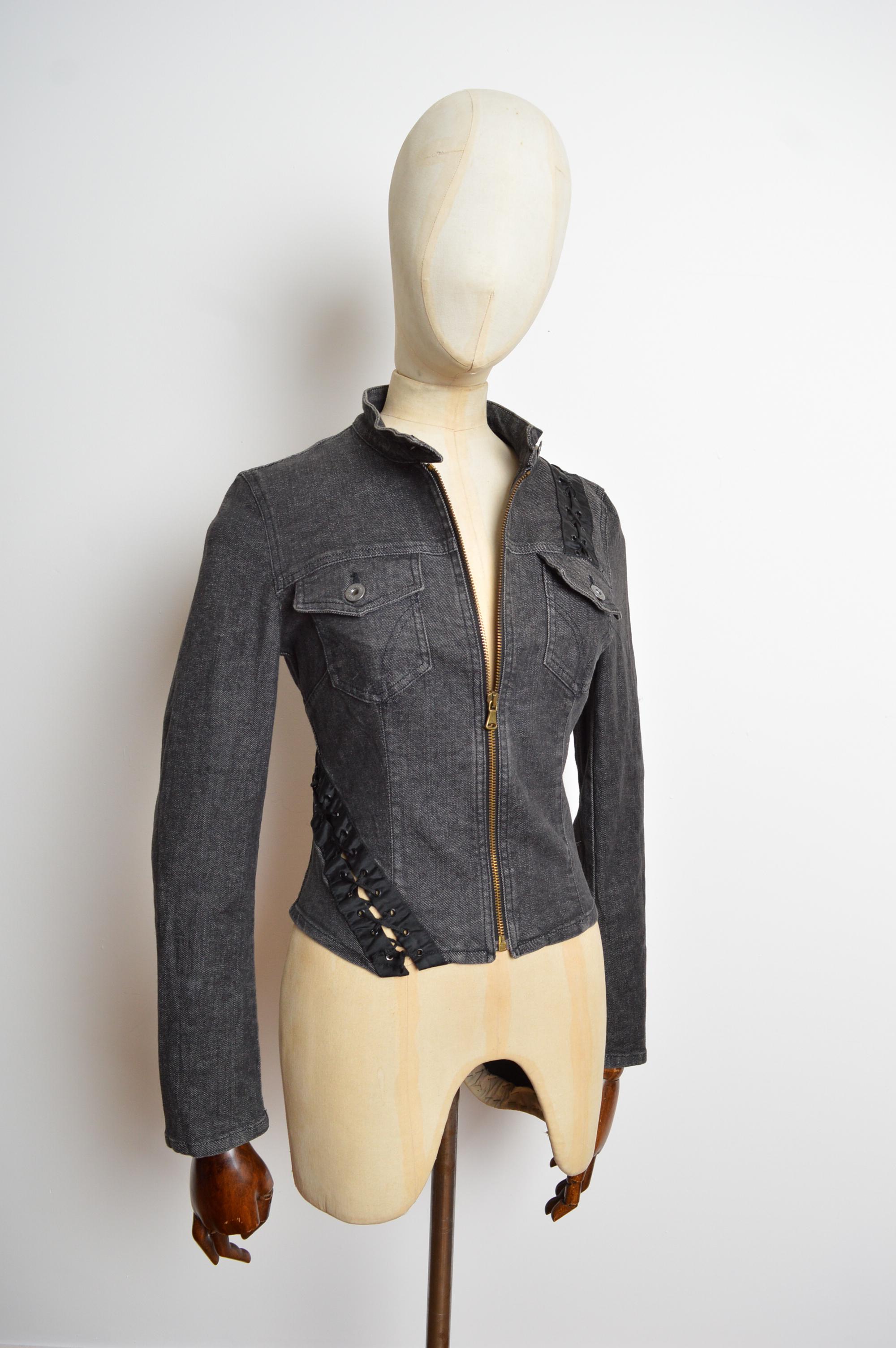 Sexy 2000’s Dolce & Gabbana Y2k Charcoal Grey fitted denim corset Jacket For Sale 4