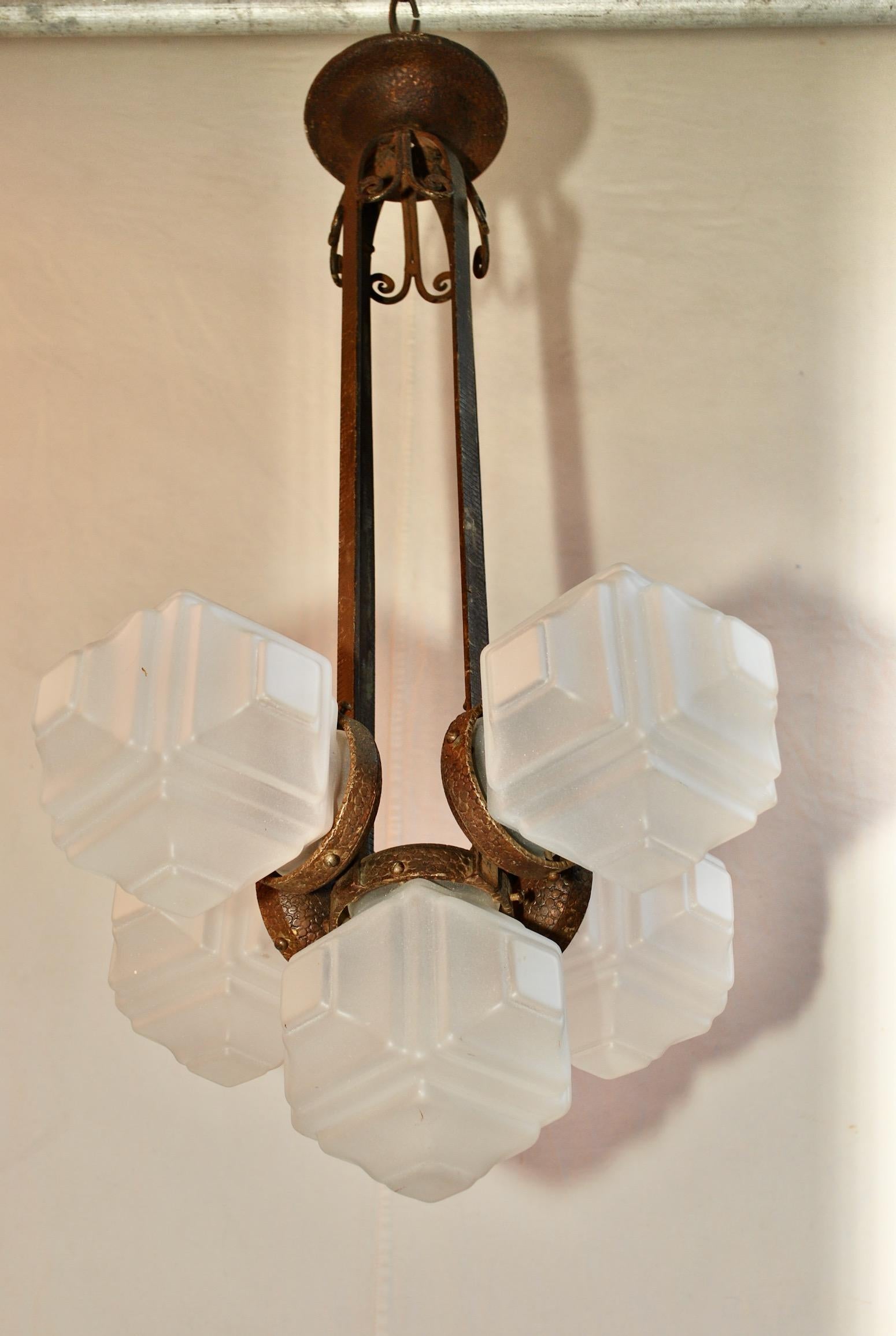 Sexy French Art Deco Chandelier In Good Condition In Los Angeles, CA