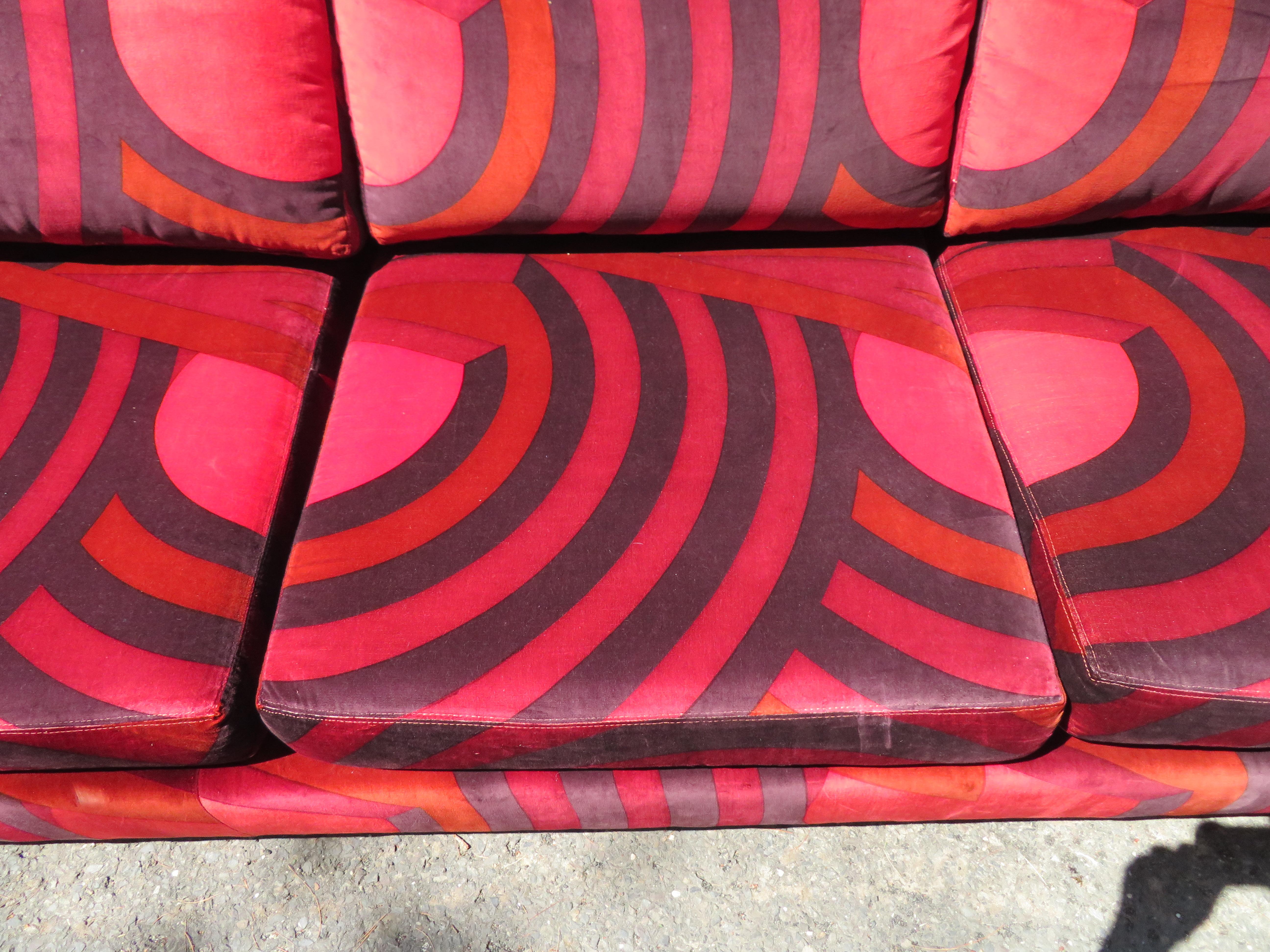 Sexy Jack Lenor Larsen Sofa aus rotem Samt, sechsteilig  im Angebot 10