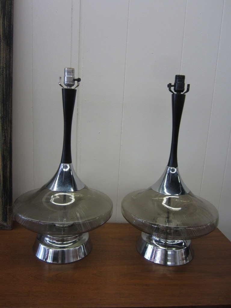 Chrome Paire de Sexy Paire de Globes Optic en Fibre Chromée des Années 1970  Lampes Mid-century Modern (moderne)  en vente