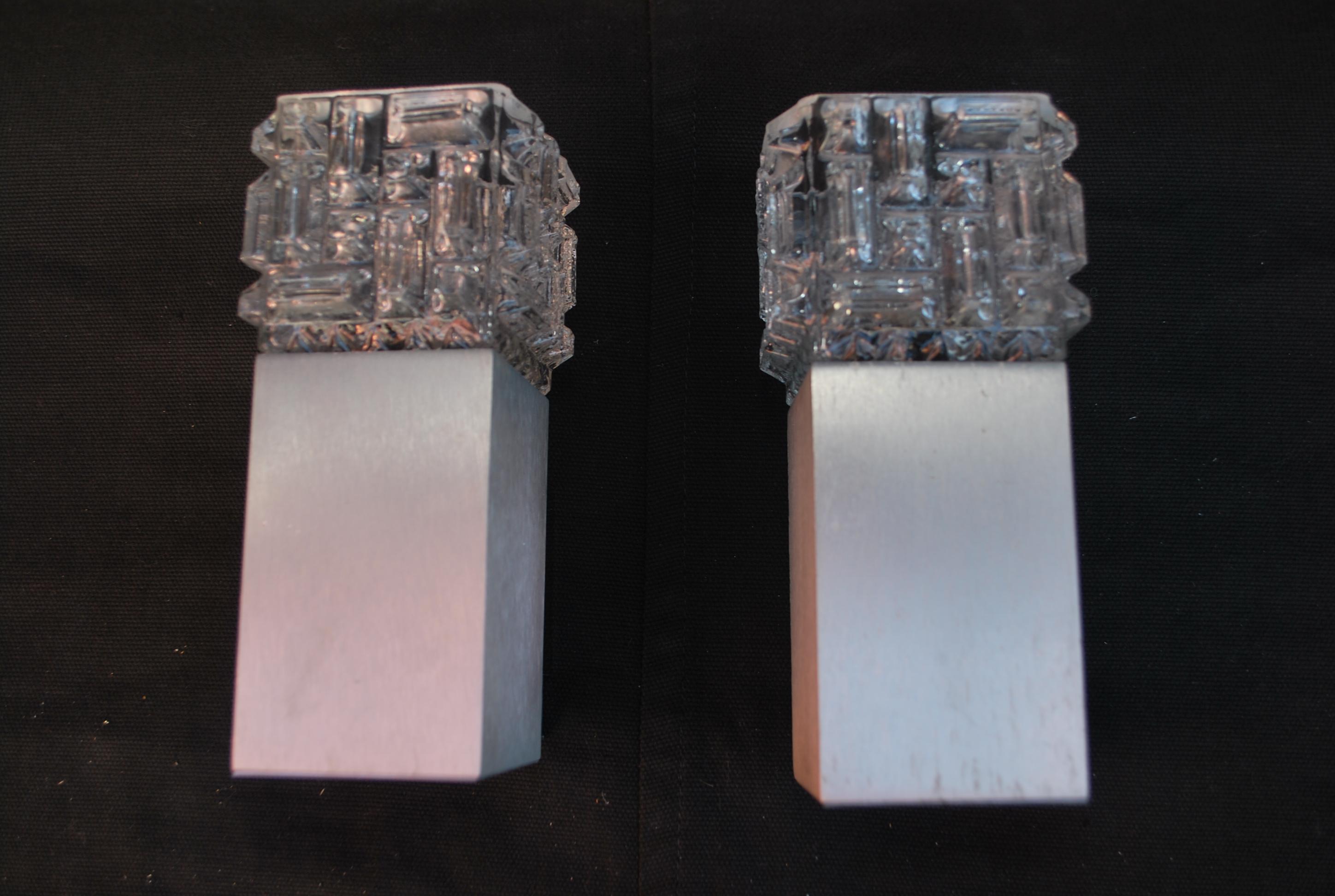Late 20th Century Sexy Pair of 1970's Italian Sconces, 'Possibly Sciolari' For Sale