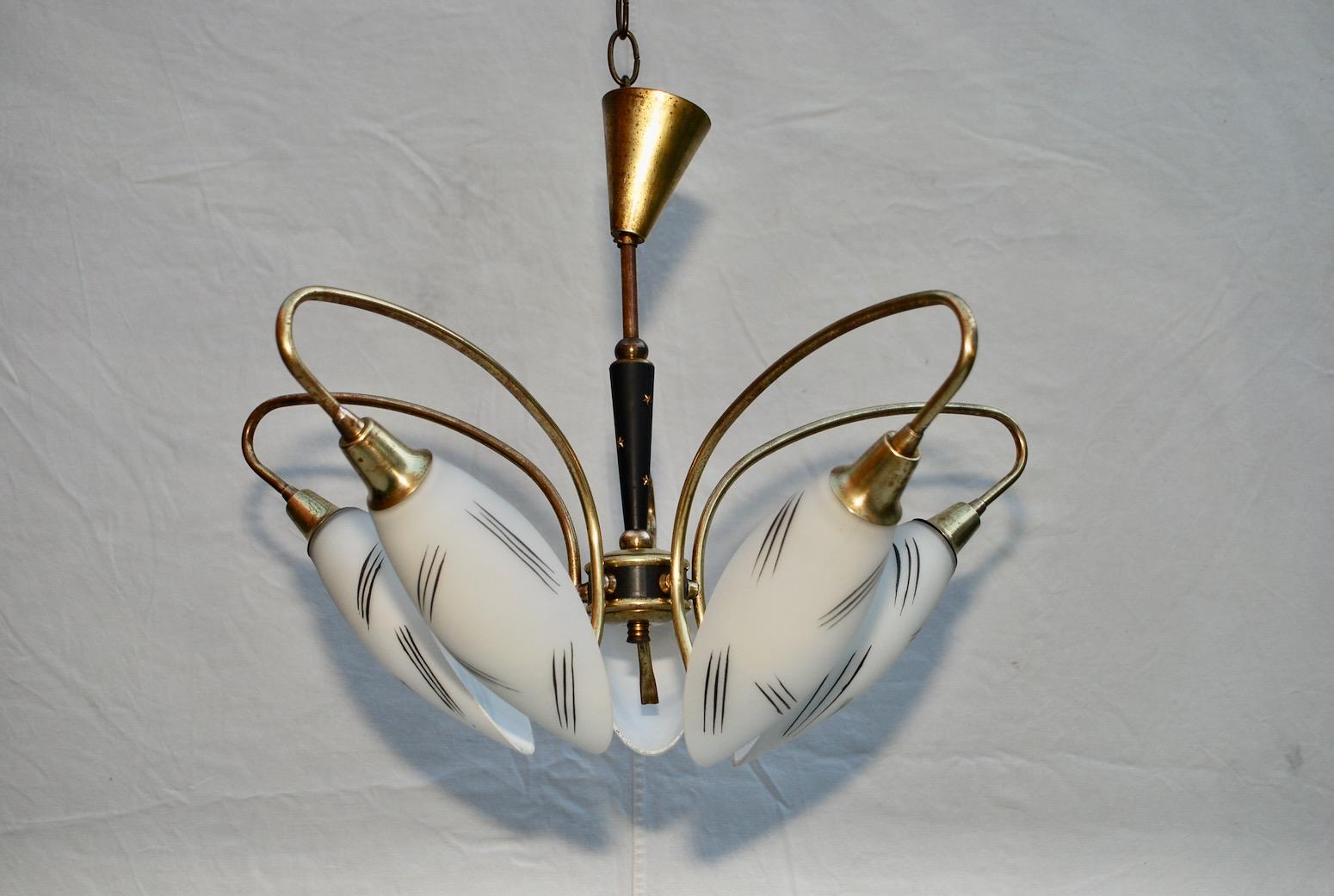 Mid-Century Modern Sexy Small French Midcentury Chandelier en vente