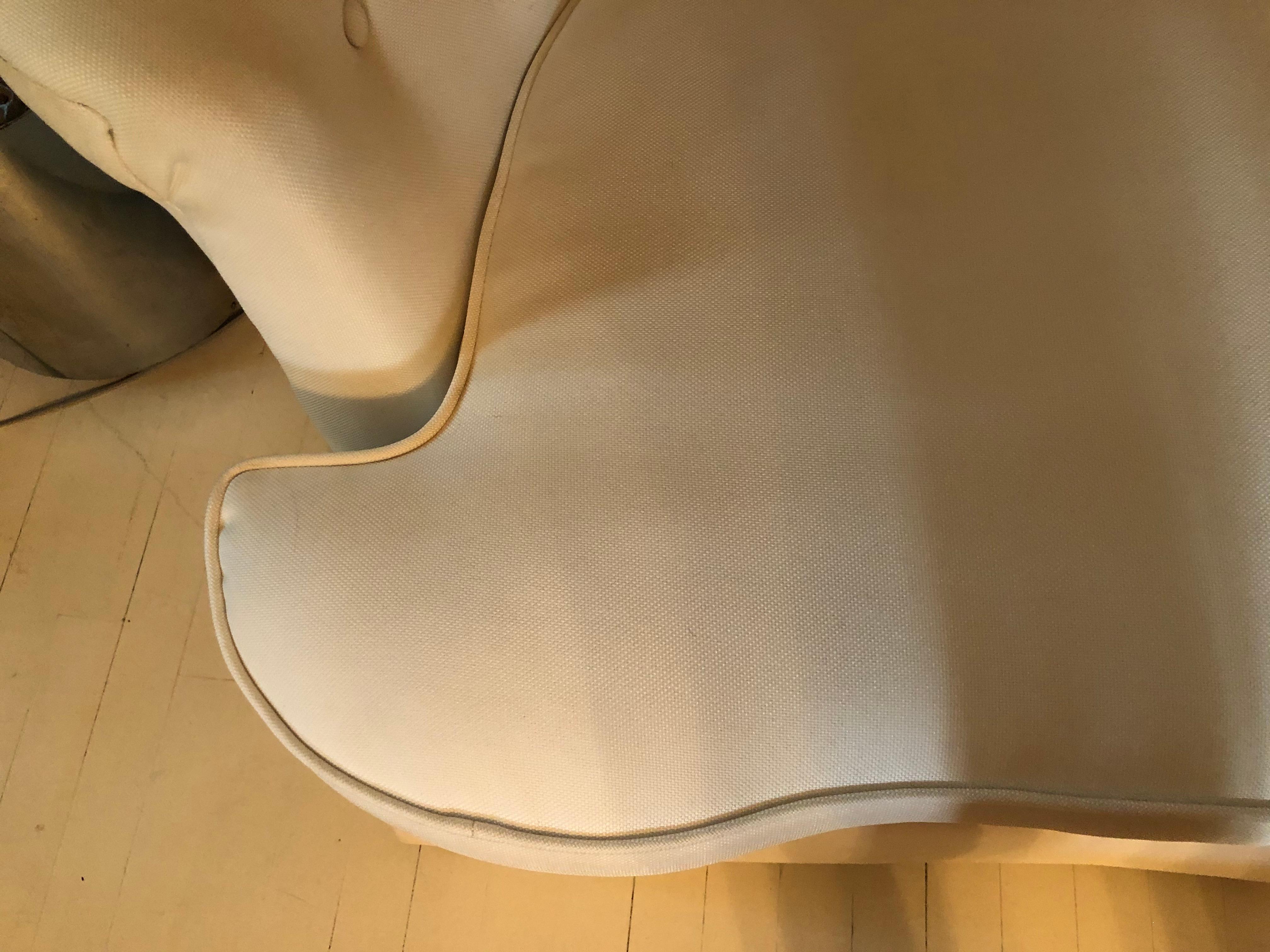 Late 20th Century Sexy Vintage Curvy Plush Settee Loveseat
