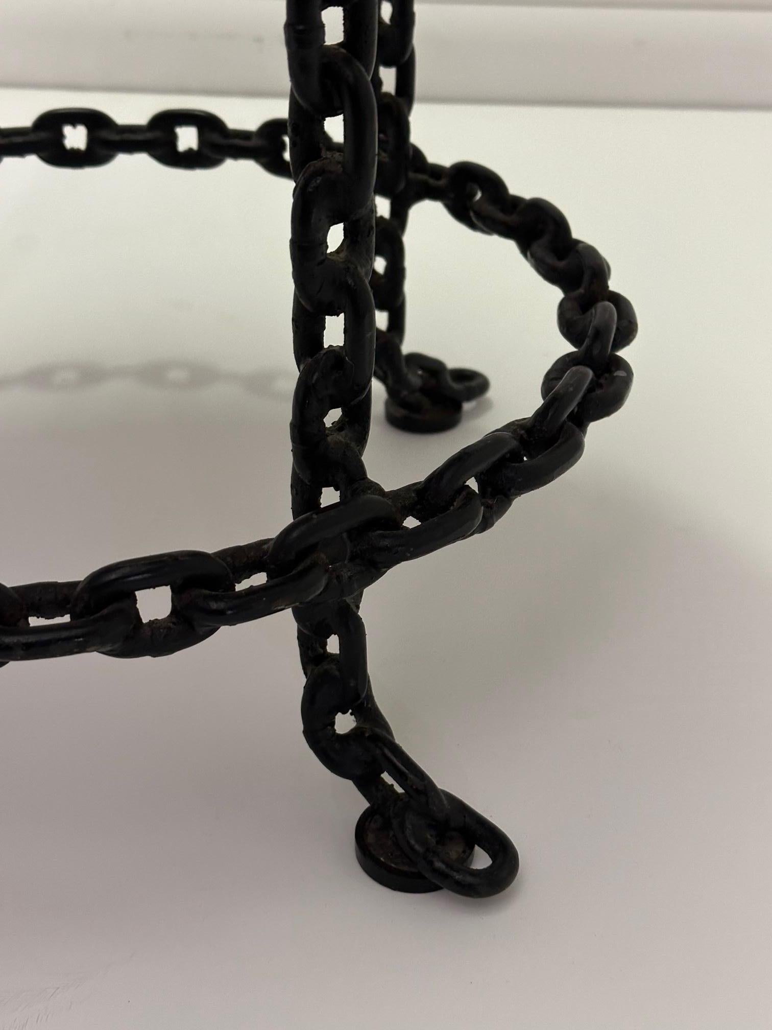 chain stool