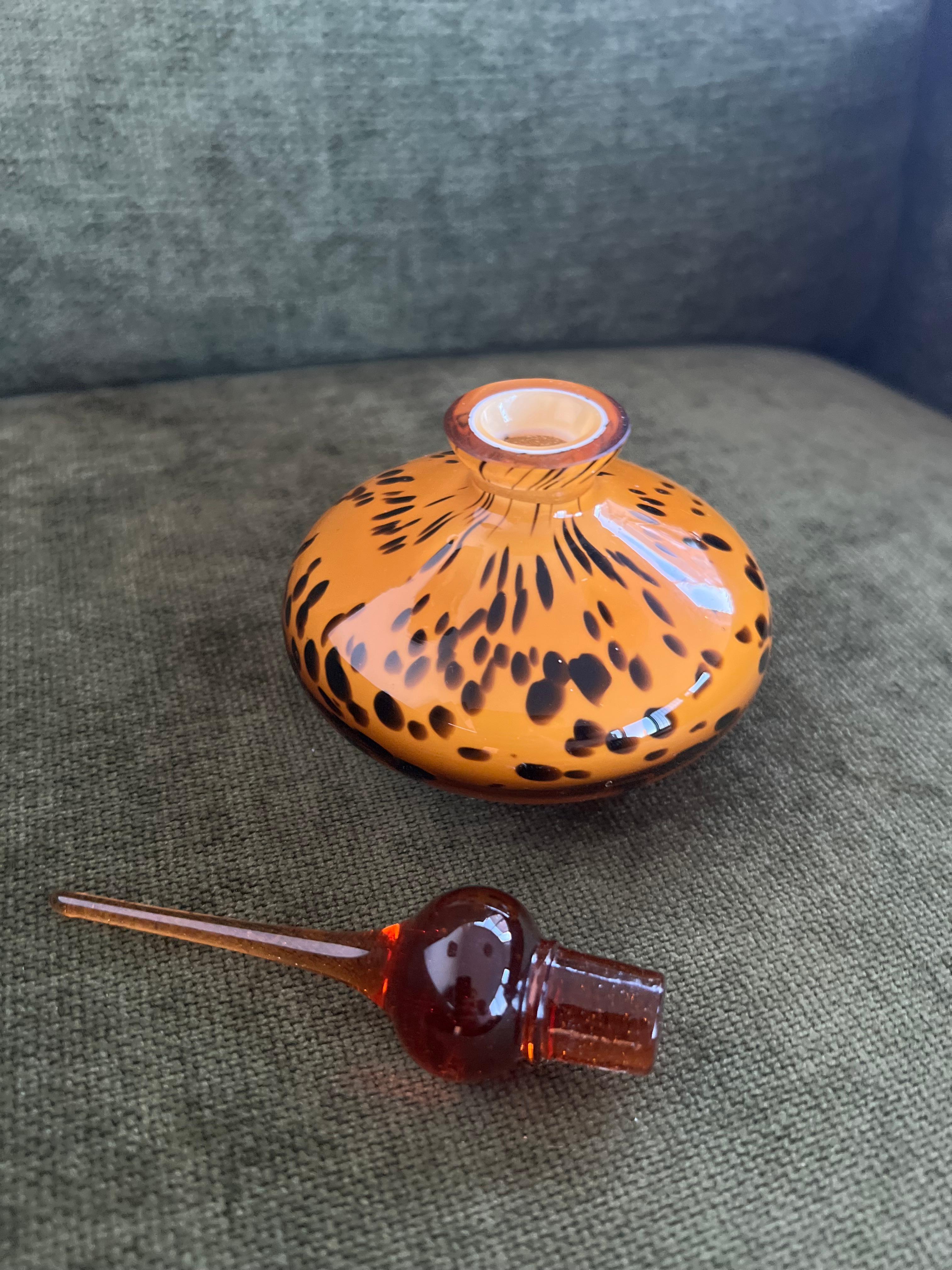 Sexy Vintage Murano Art Glass Amber Tone Leopard/Tortoise Perfume Bottle 1960s For Sale 7
