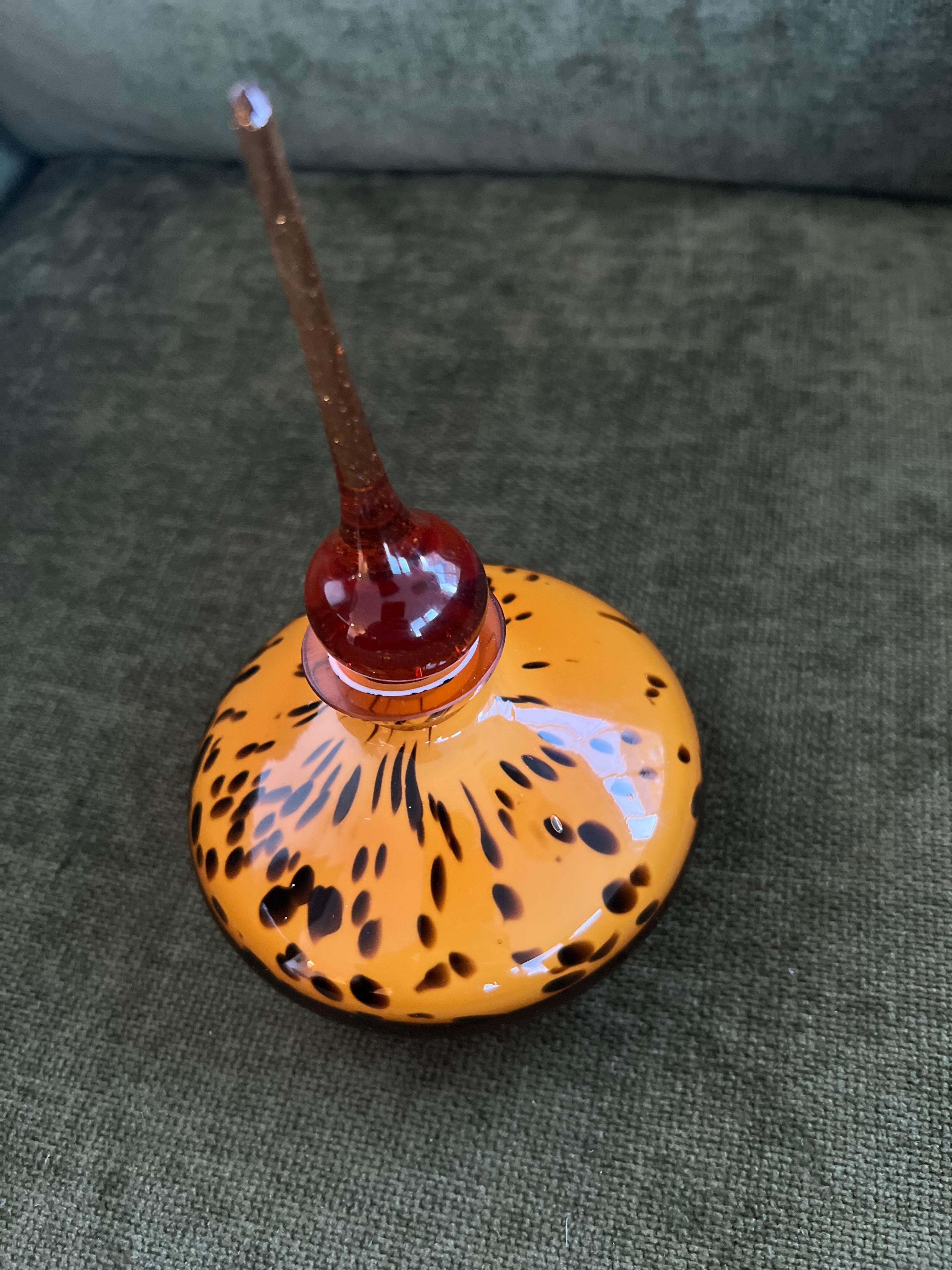 Sexy Vintage Murano Art Glass Amber Tone Leopard/Tortoise Perfume Bottle 1960s For Sale 3
