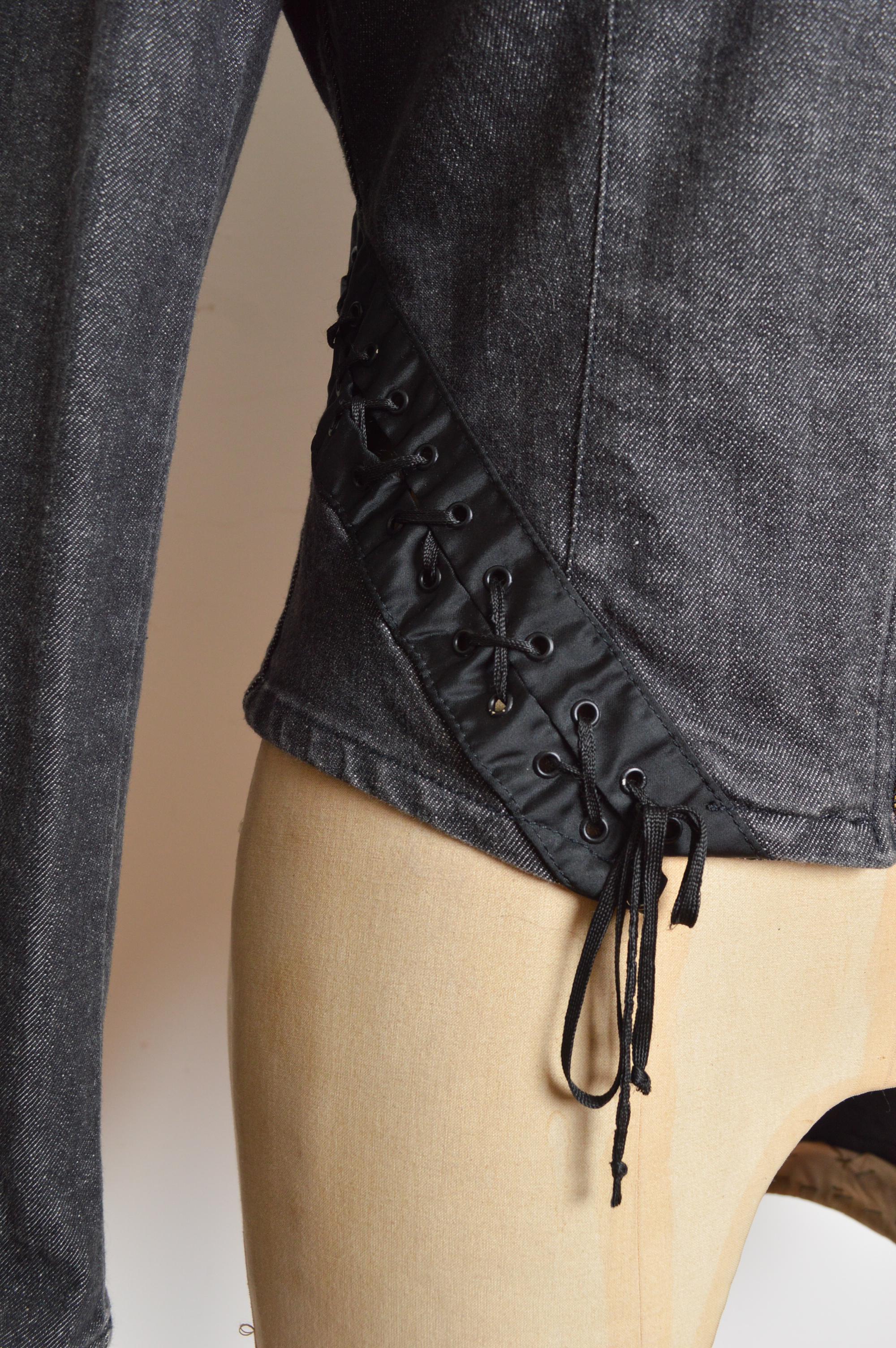 Sexy Y2k Dolce & Gabbana Charcoal Grey fitted denim Lace Up corset Jacket in vendita 1