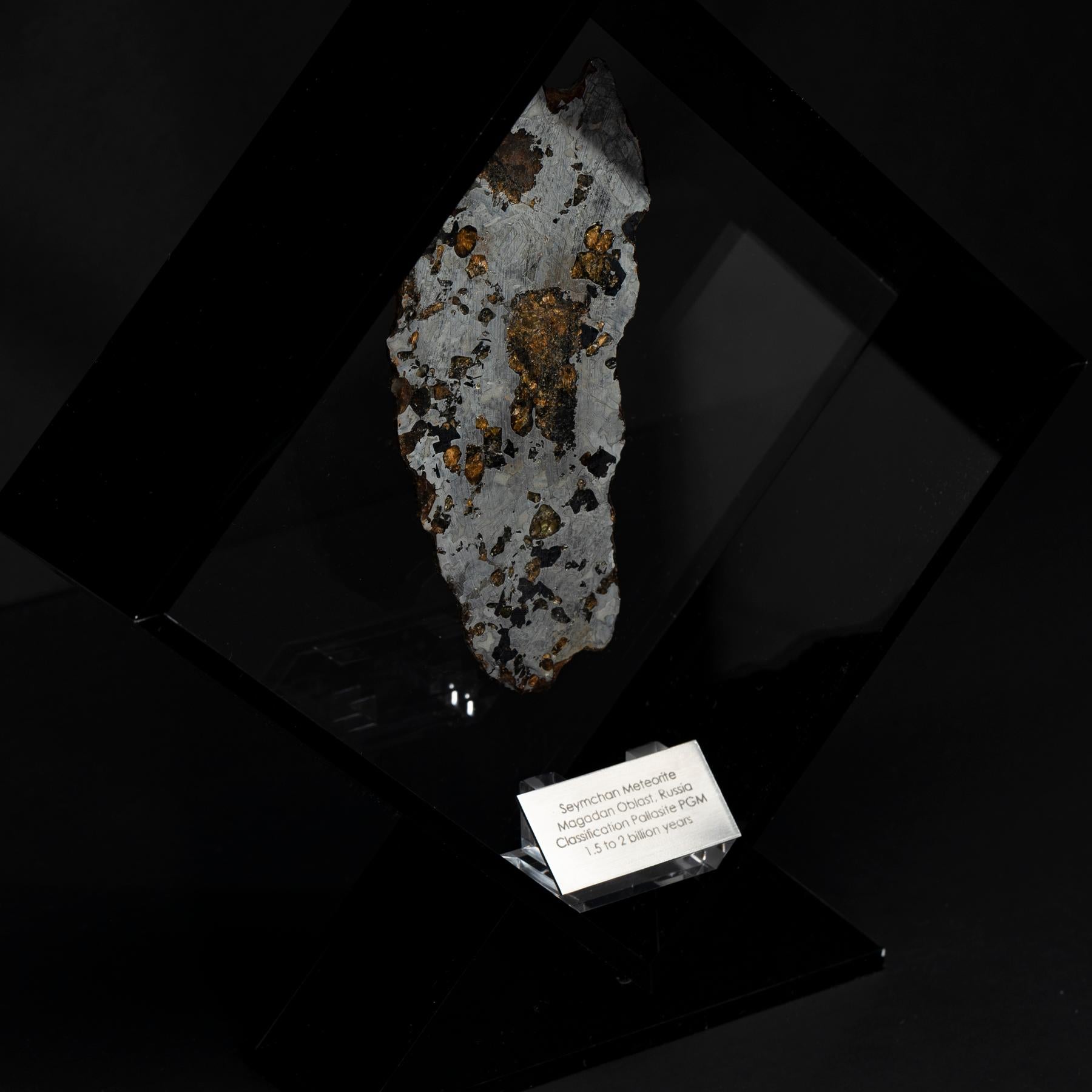Seymchan with Olivine Meteorite from Russia in a Custom Acrylic Display In New Condition In Polanco, CDMX