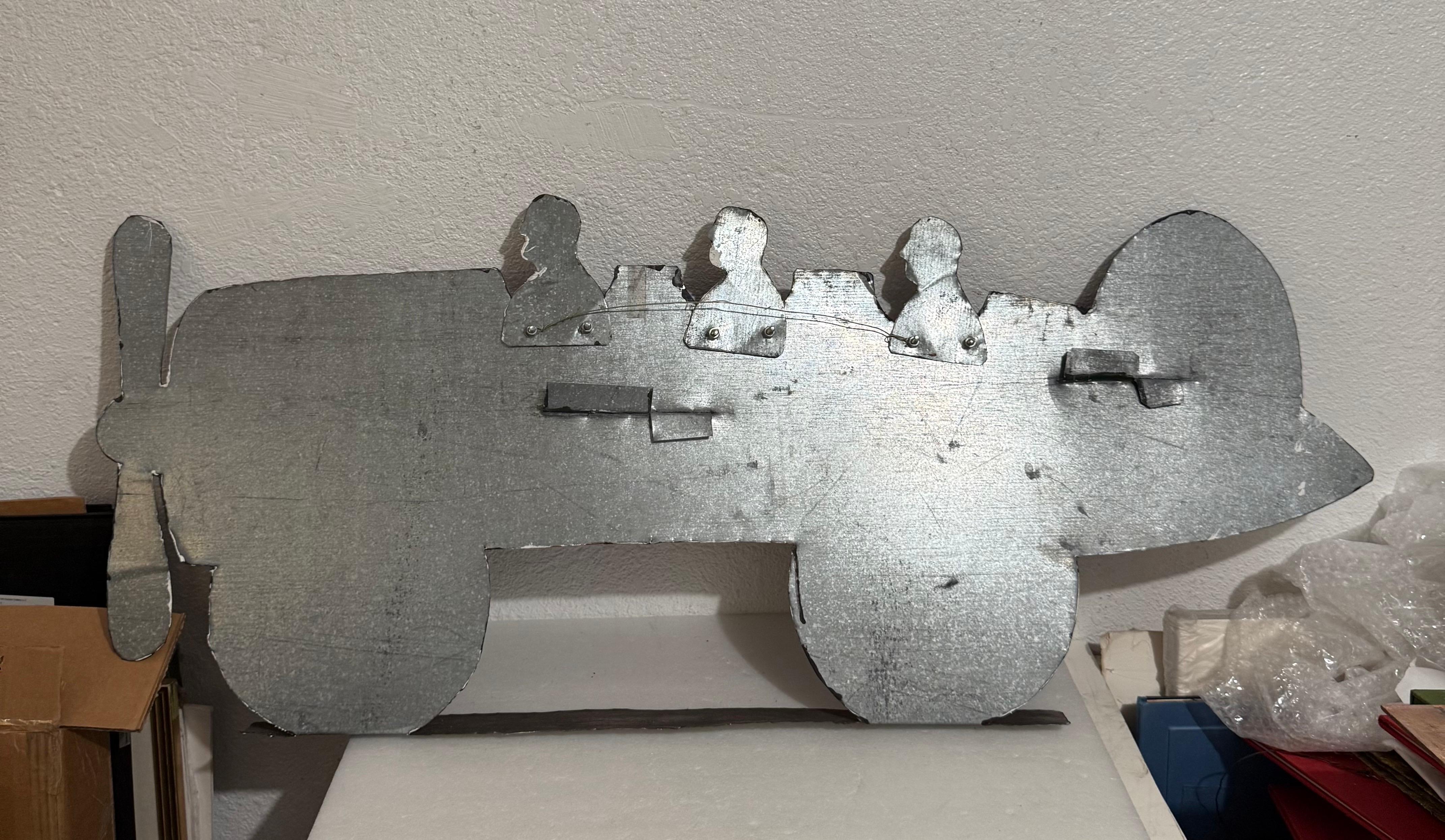Pilots in Plane Painting on Metal Sculpture Wall Hanging Seymour Chwast Airplane im Angebot 17