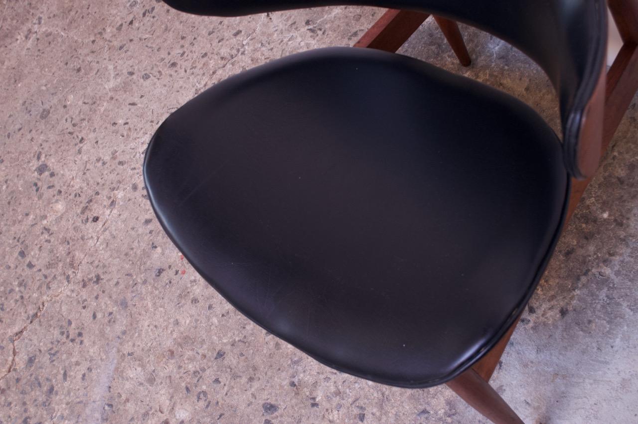 Mid-20th Century Seymour J. Wiener Walnut Lounge Chair for Kodawood