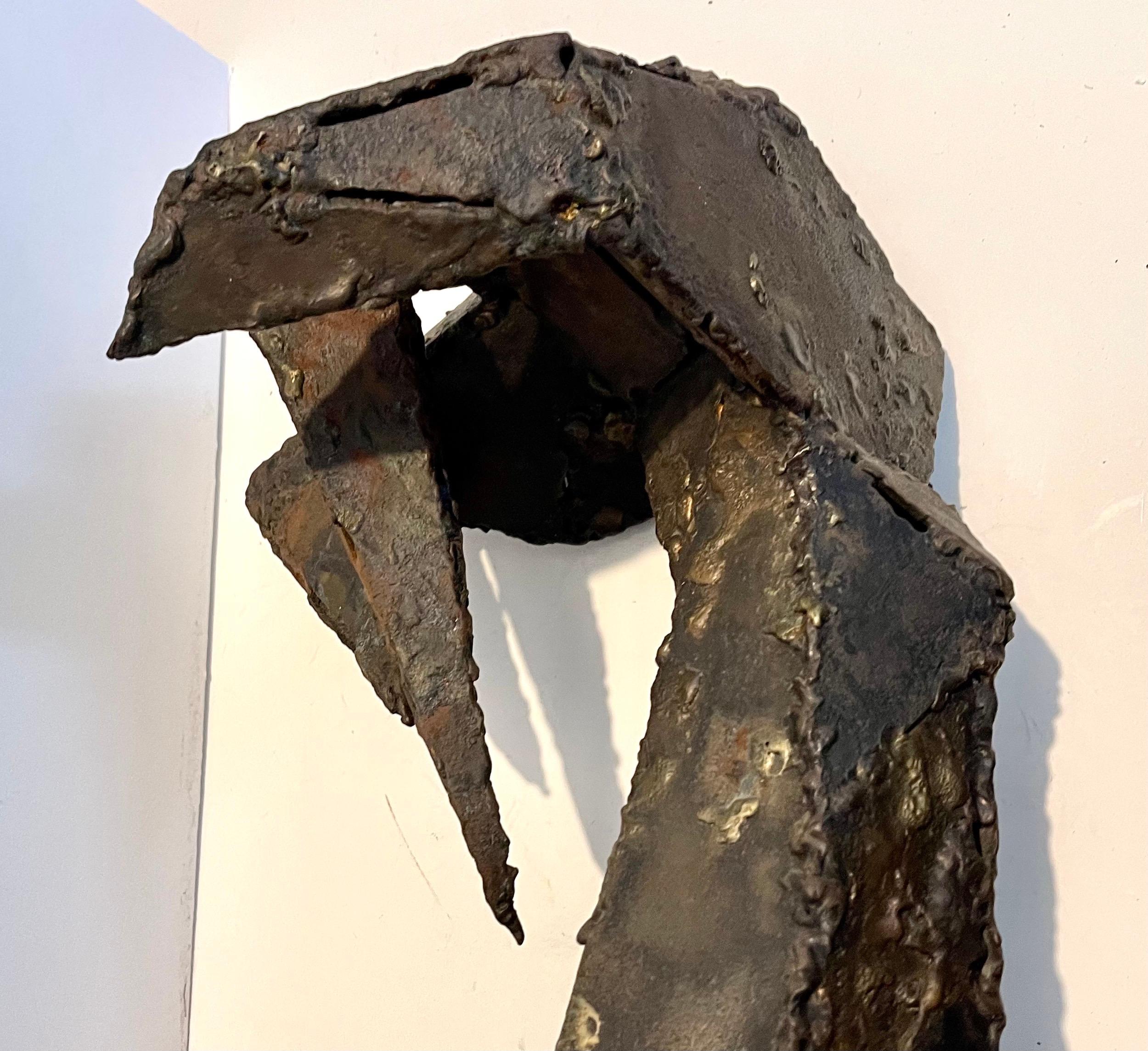 Escultura Expresionista Abstracta Biomórfica de Metal Soldado en venta 5
