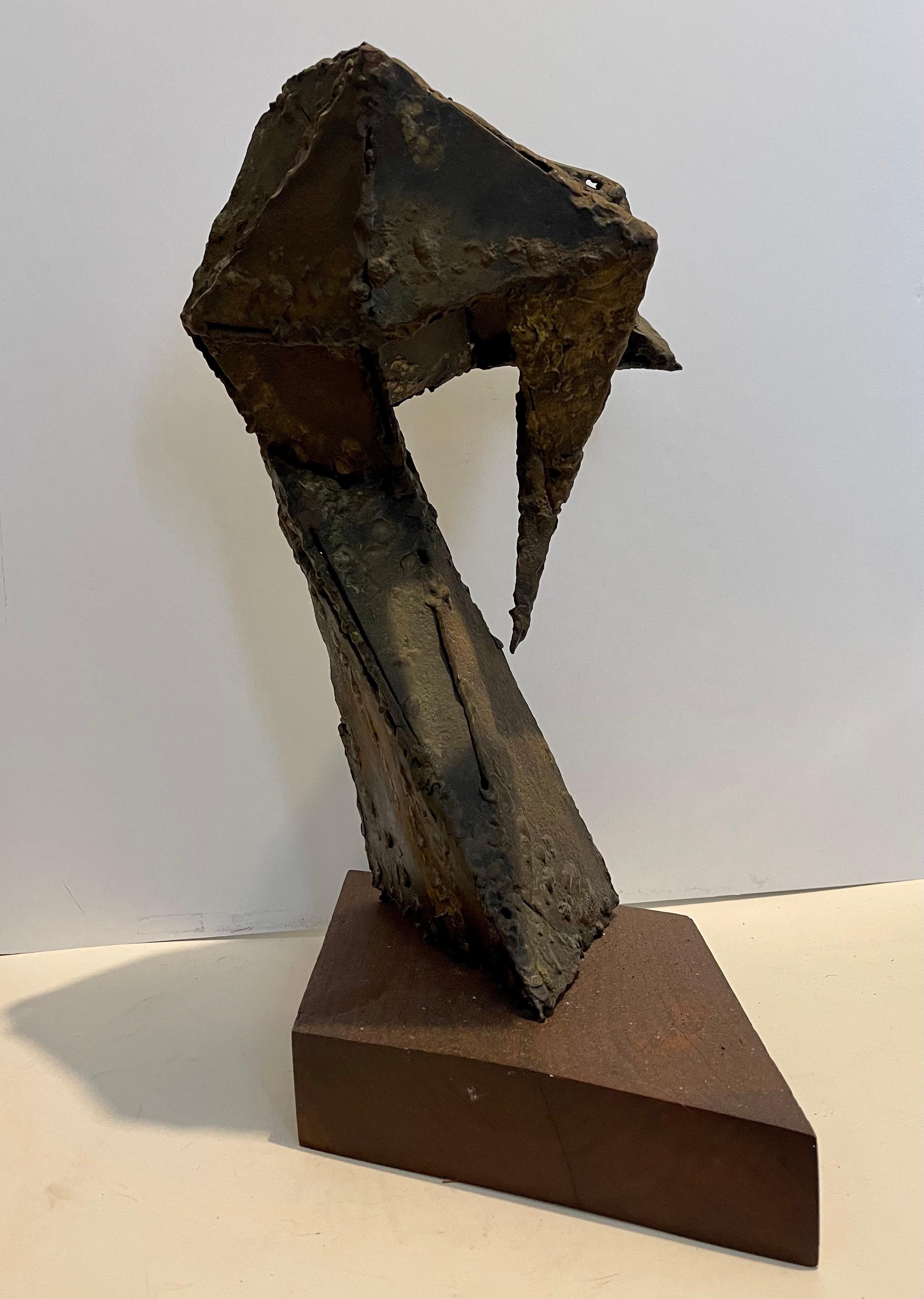 Escultura Expresionista Abstracta Biomórfica de Metal Soldado - Sculpture Expresionismo abstracto de Seymour Lipton