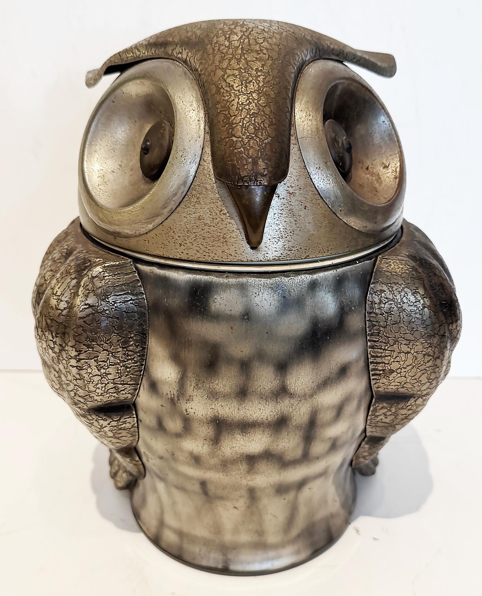 Seymour Mann Pewtertone Olde Tankardware Owl Ice Bucket from Japan In Good Condition For Sale In Miami, FL