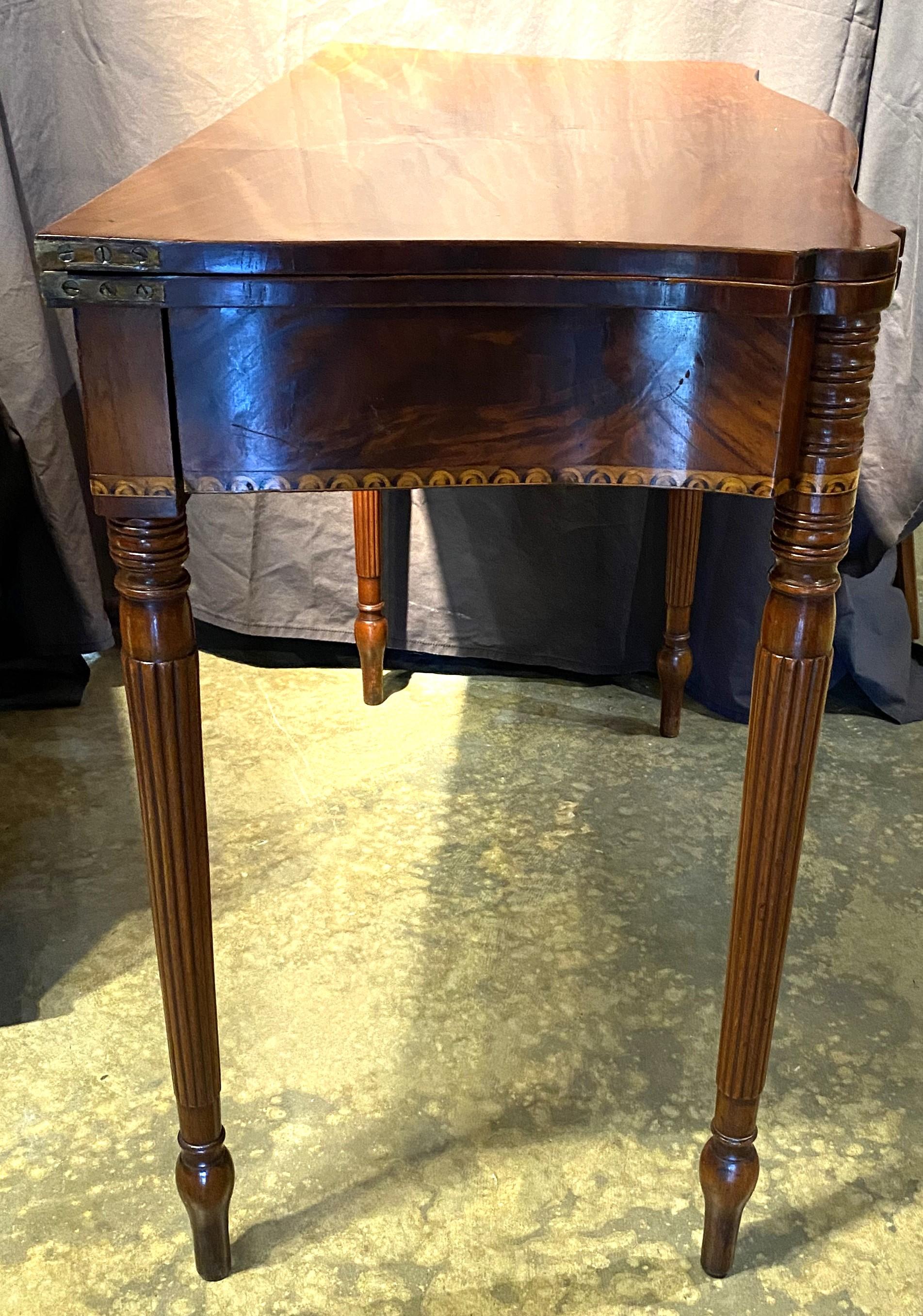 Seymour School Federal Period Mahogany Gaming Table with Lunette Inlay c.1810 For Sale 3