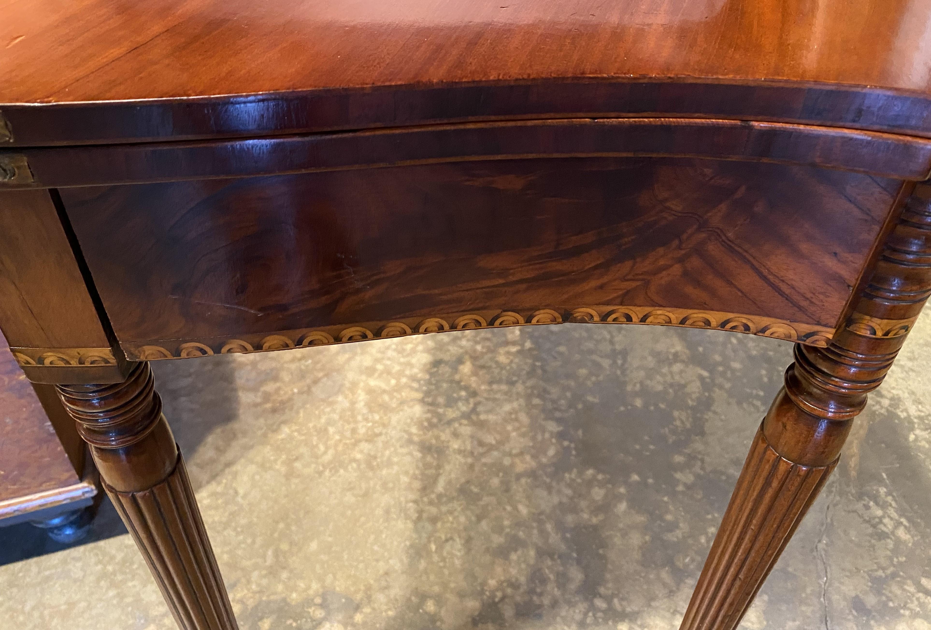 Seymour School Federal Period Mahogany Gaming Table with Lunette Inlay c.1810 For Sale 4