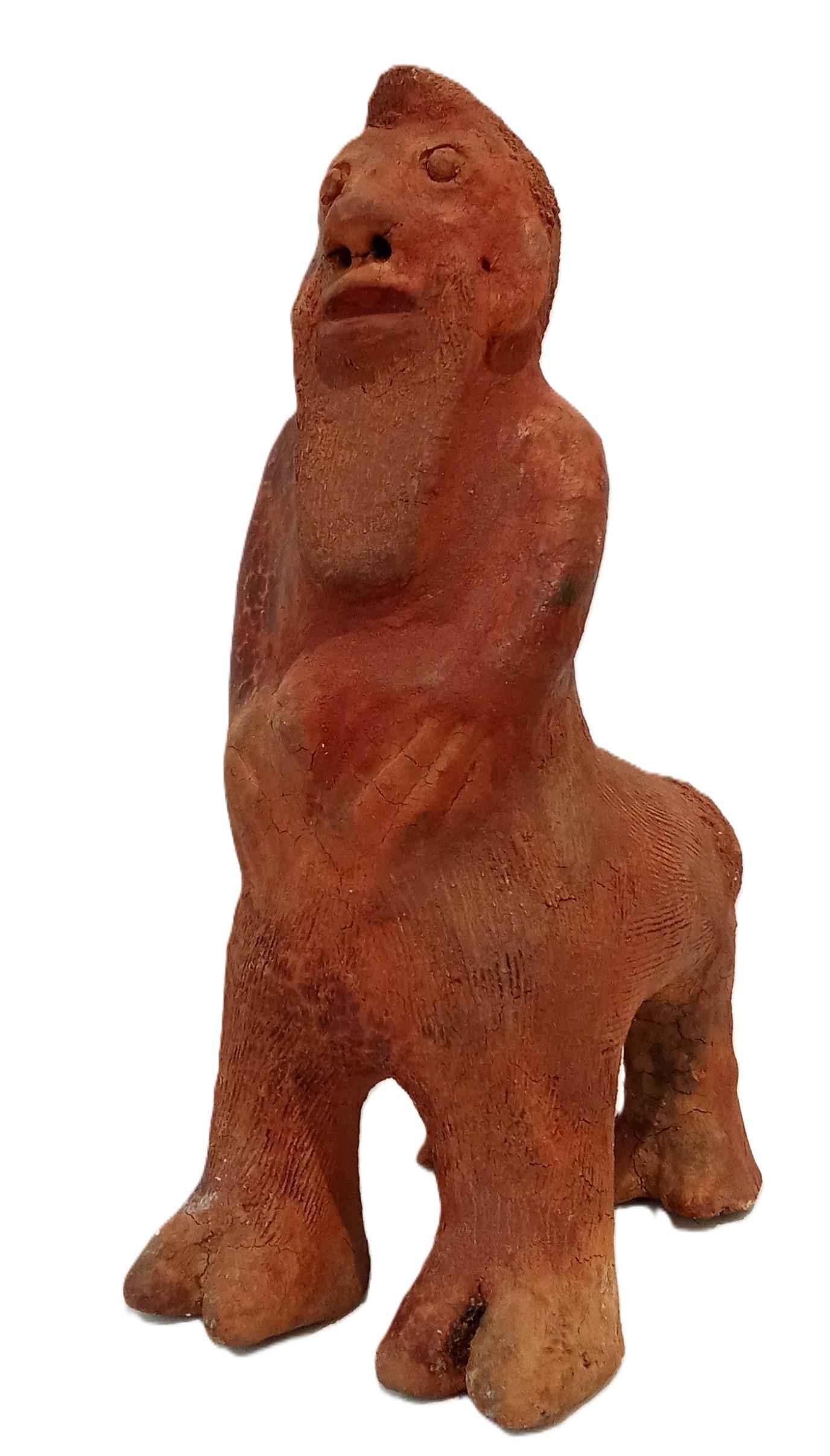 Centaure Seyni Awa Camara Sculpture en terre cuite mythologie animal art africain terre