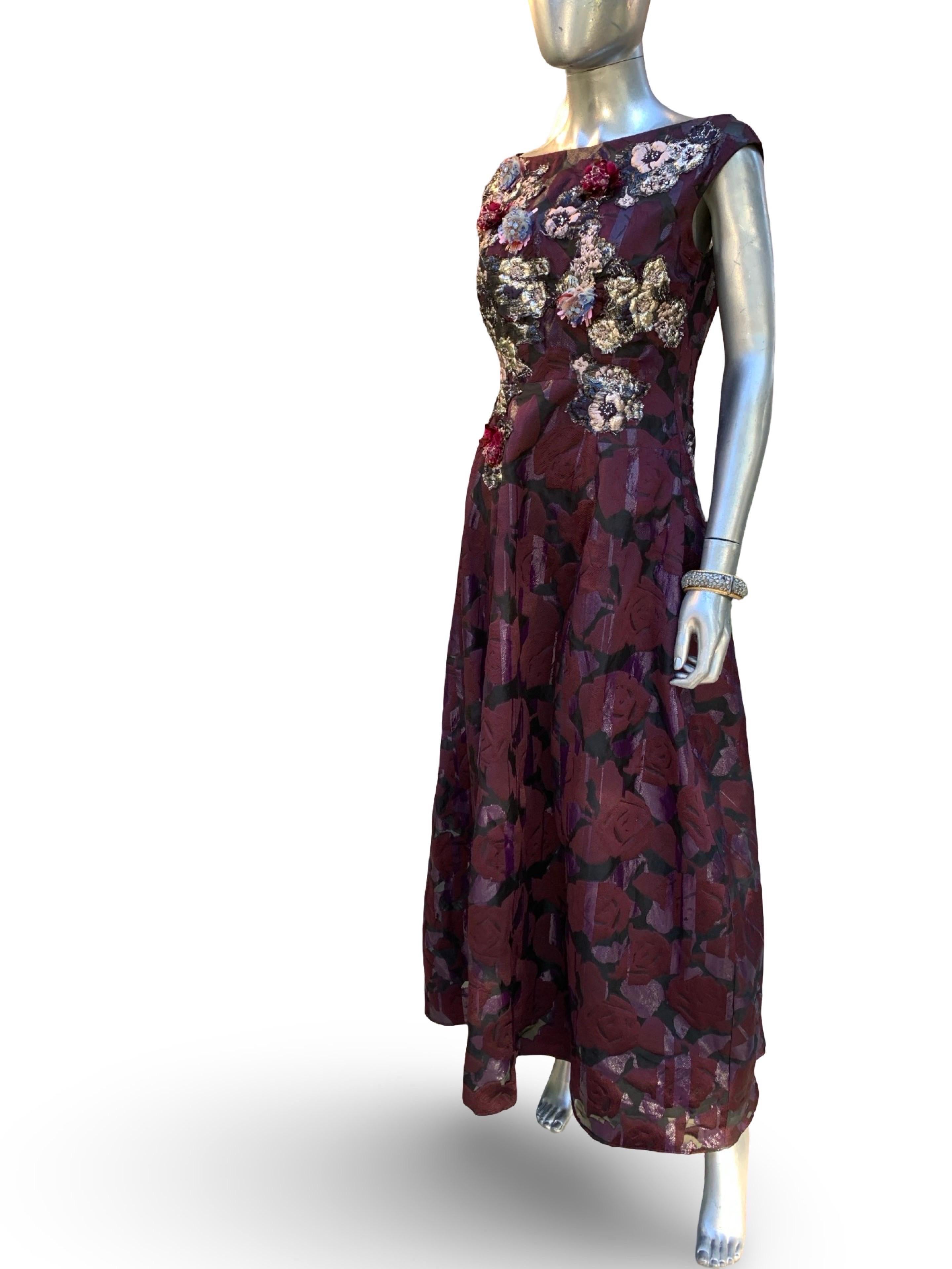 SFA Talbot Runhof Deutschland Atemberaubende Perlen besticktes Abendkleid Größe 10 im Angebot 9