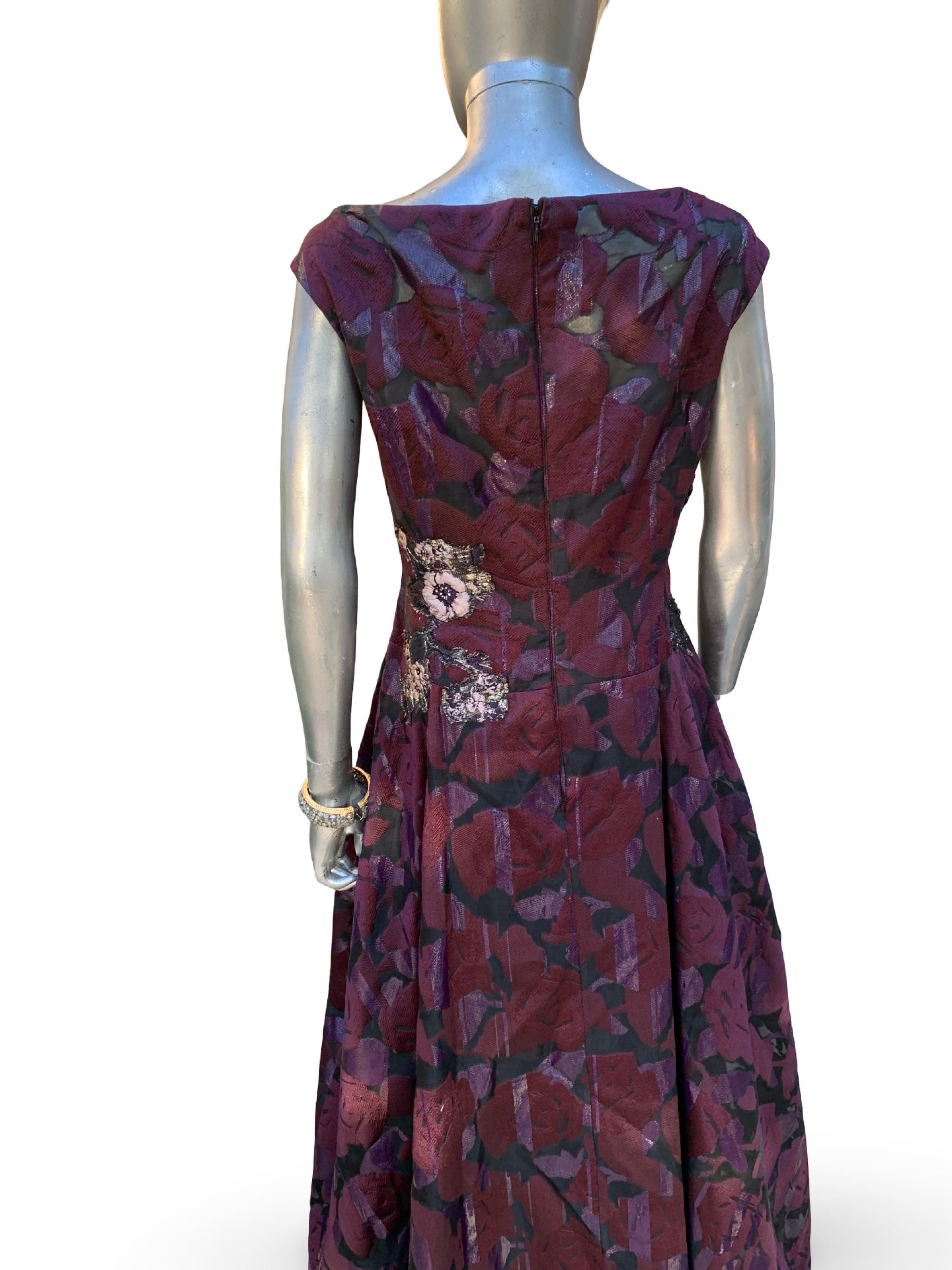 SFA Talbot Runhof Deutschland Atemberaubende Perlen besticktes Abendkleid Größe 10 im Angebot 11