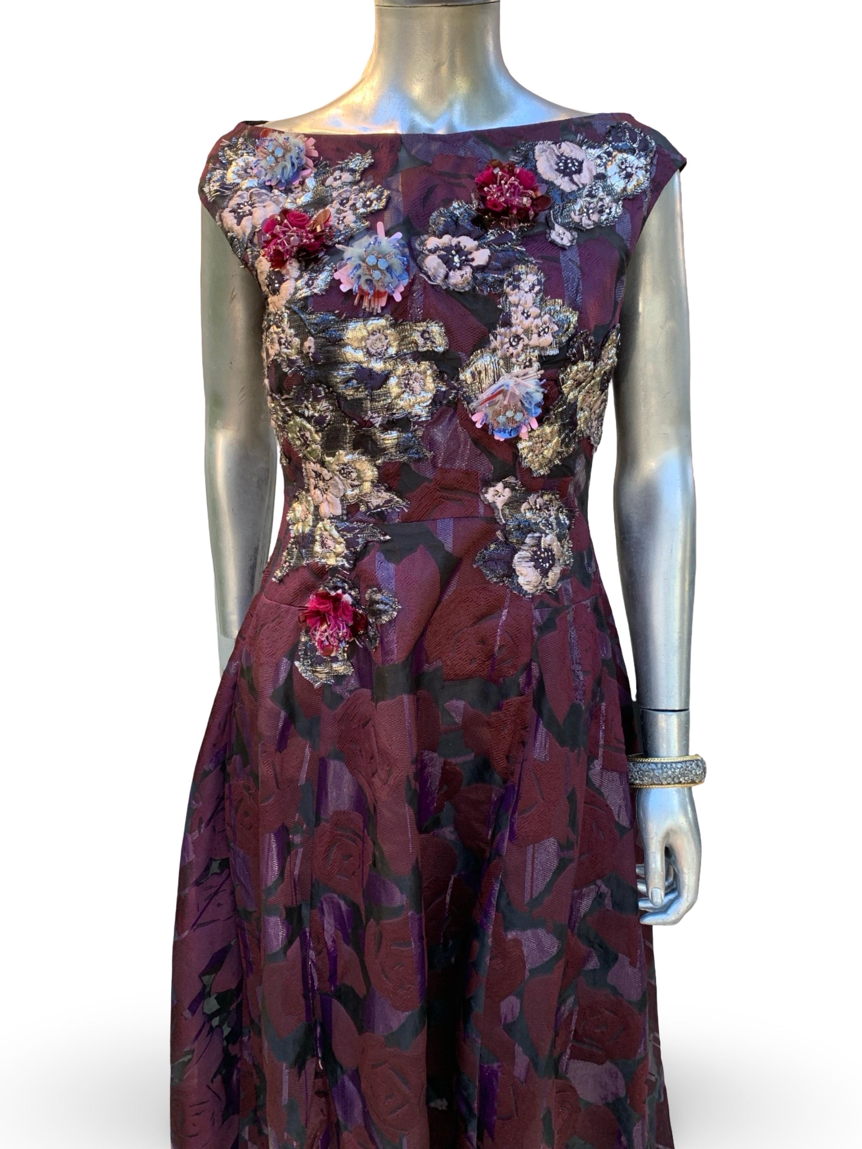 SFA Talbot Runhof Deutschland Atemberaubende Perlen besticktes Abendkleid Größe 10 im Angebot 1