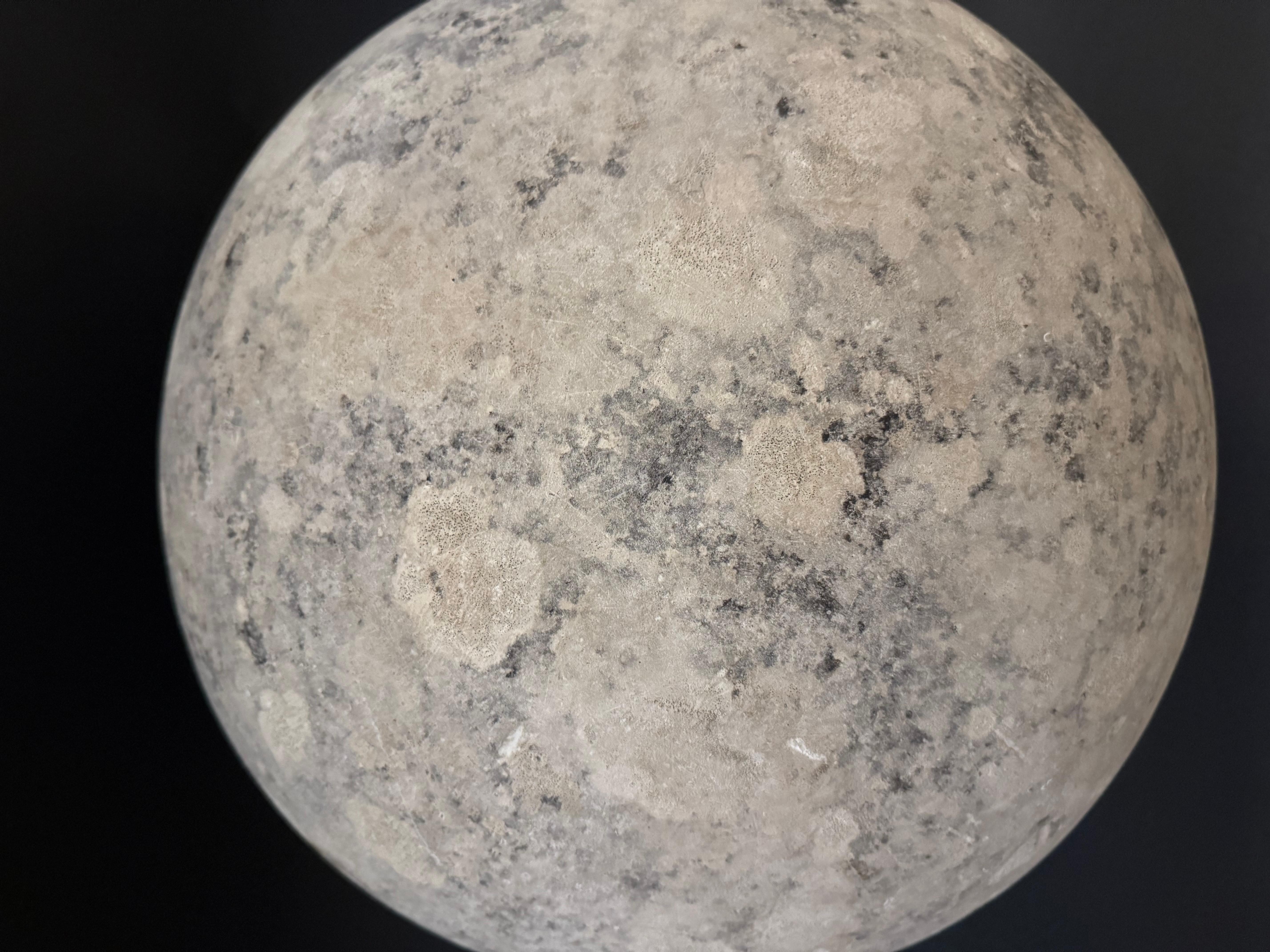 18th Century and Earlier Sandstone sphere - Apulia 17th century For Sale