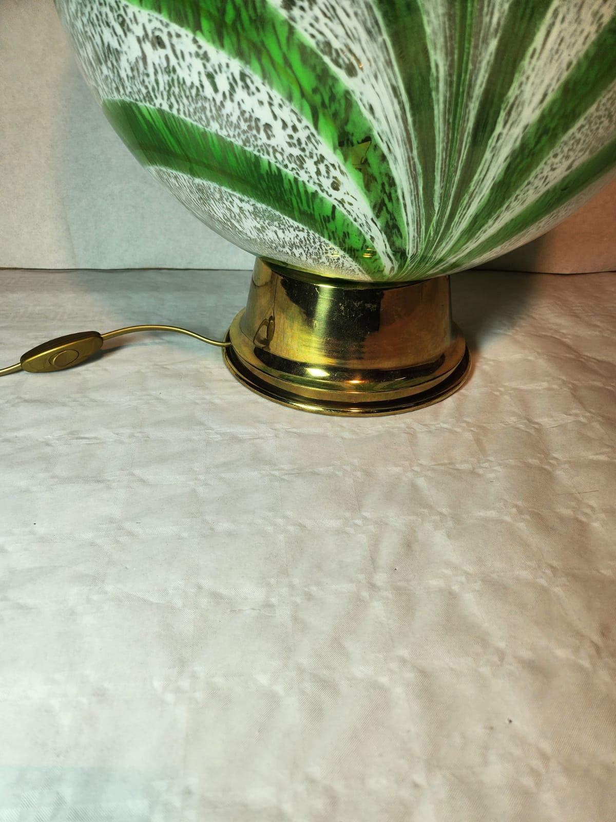 Italian Sphère en verre de Murano en vente