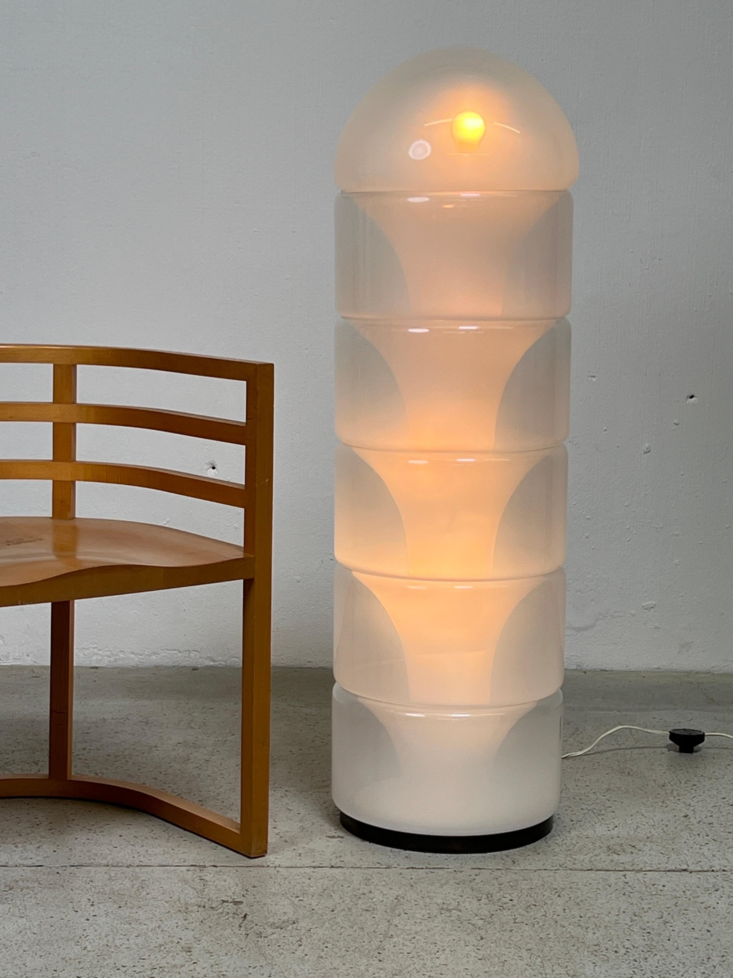 Sfumato Floor Lamp By Carlo Nason For Mazzega For Sale 6