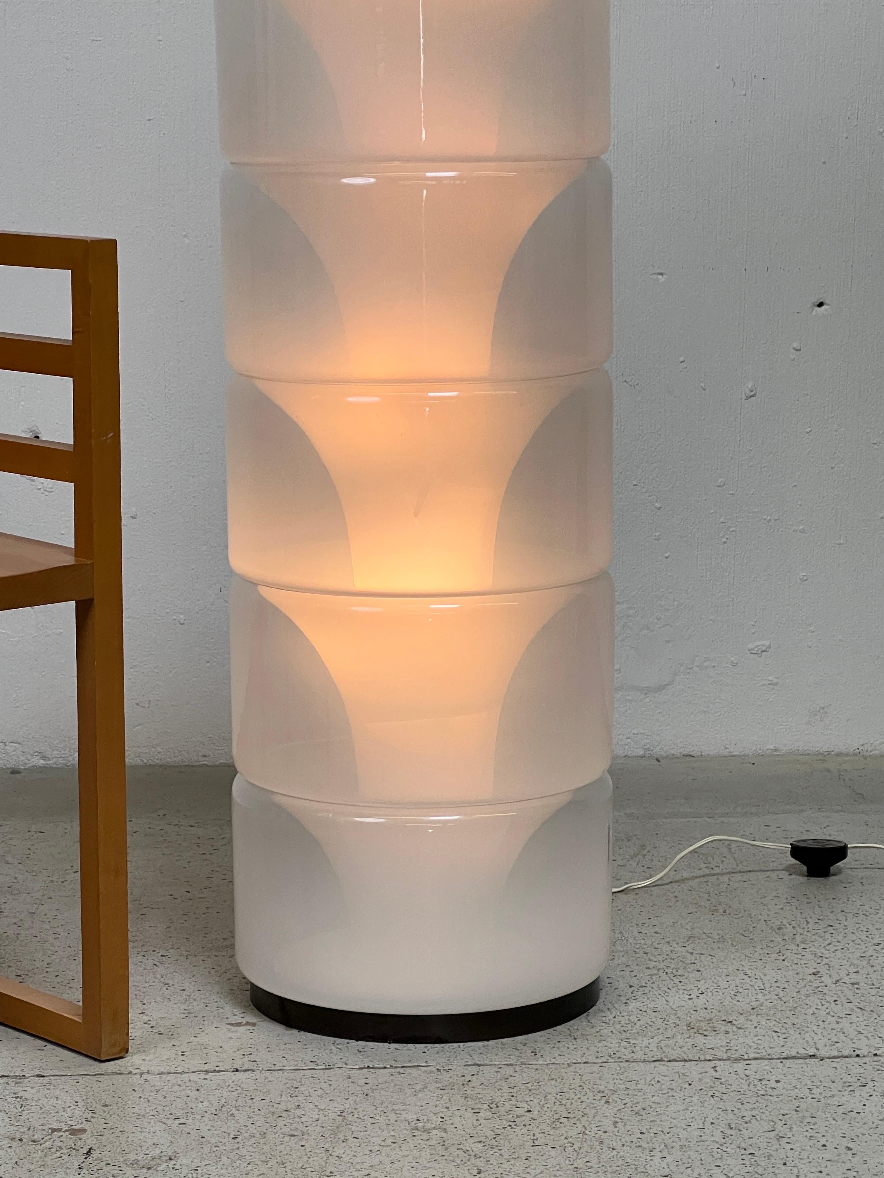Sfumato Floor Lamp By Carlo Nason For Mazzega For Sale 7