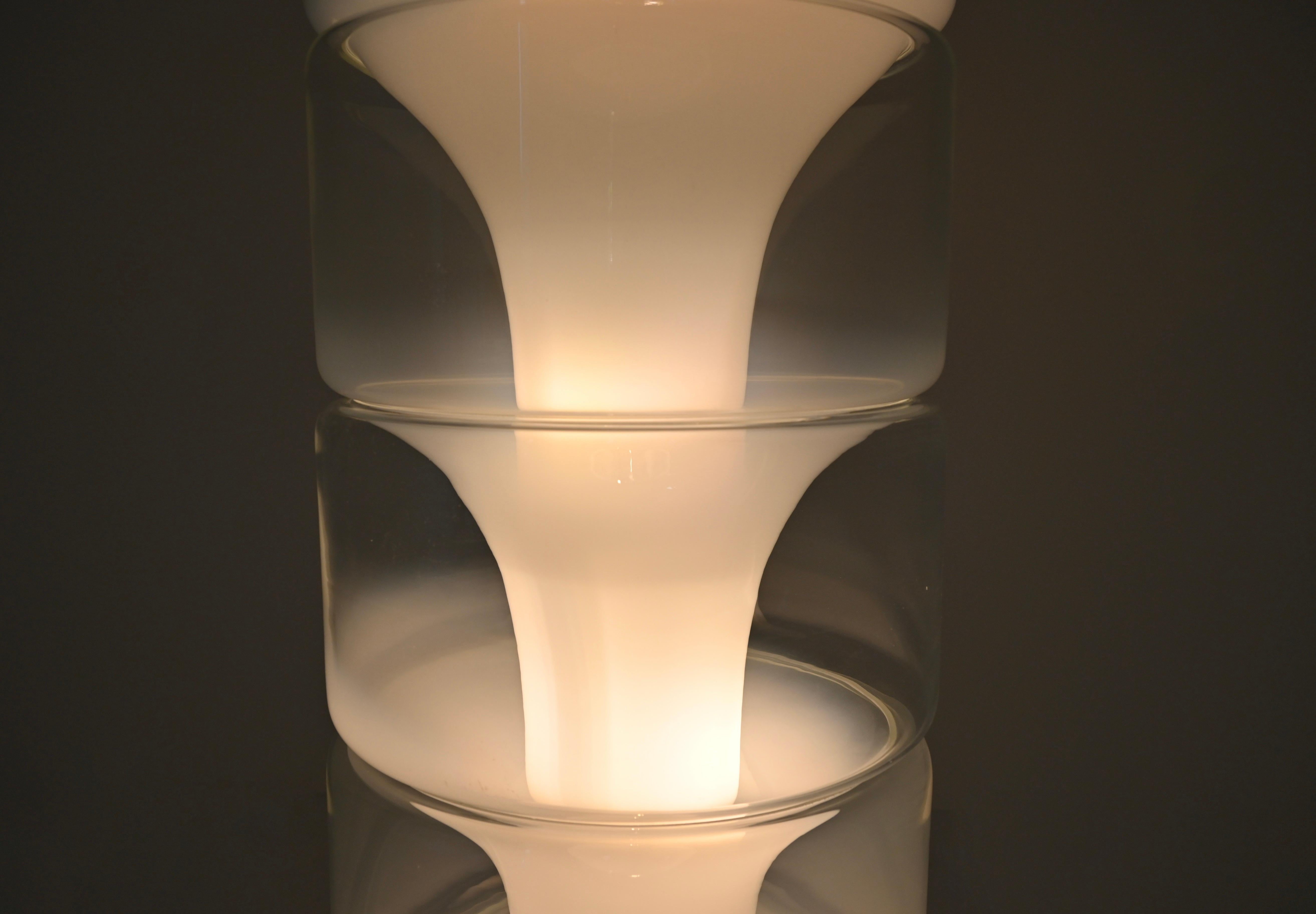 Sfumato LT316 Stehleuchte aus Muranoglas von Carlo Nason für Mazzega, 1970er Jahre im Angebot 1