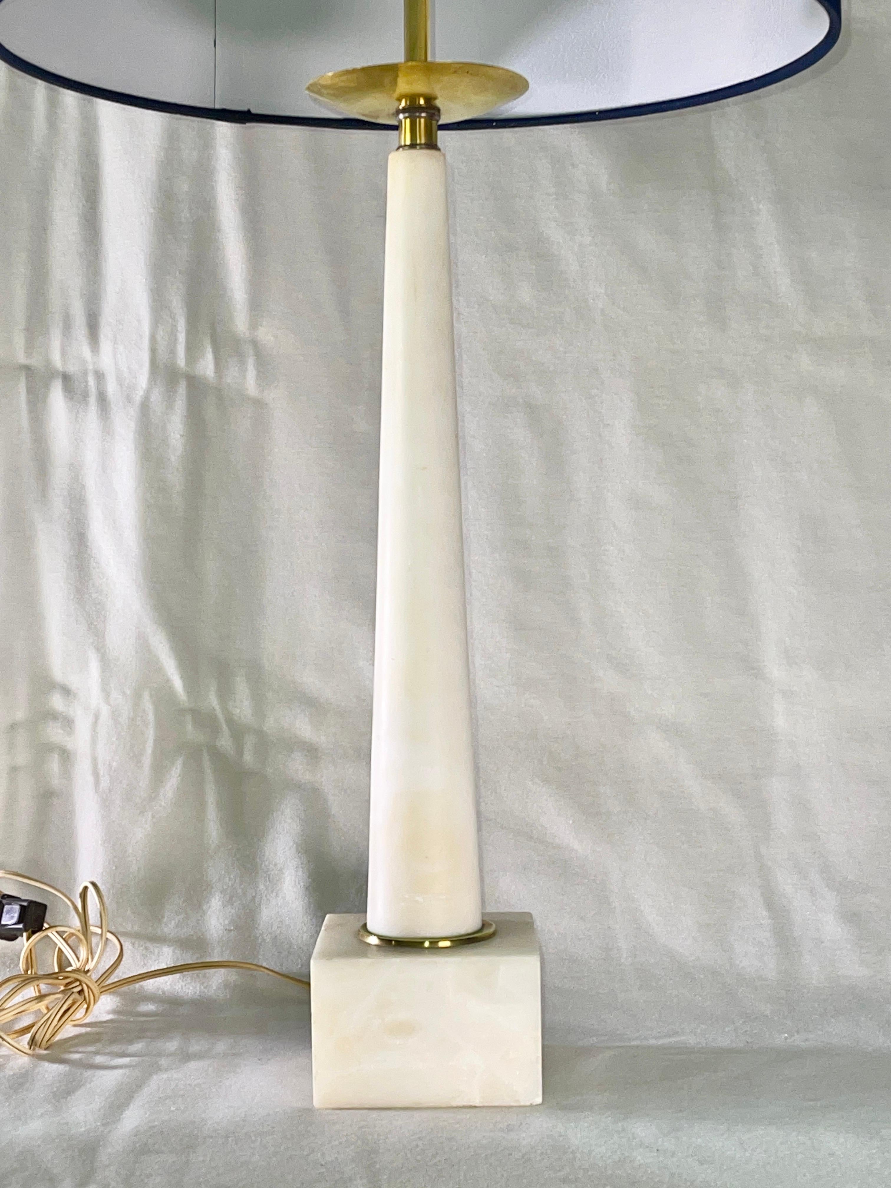 SG Italian Alabaster & Brass Table Lamp For Sale 6