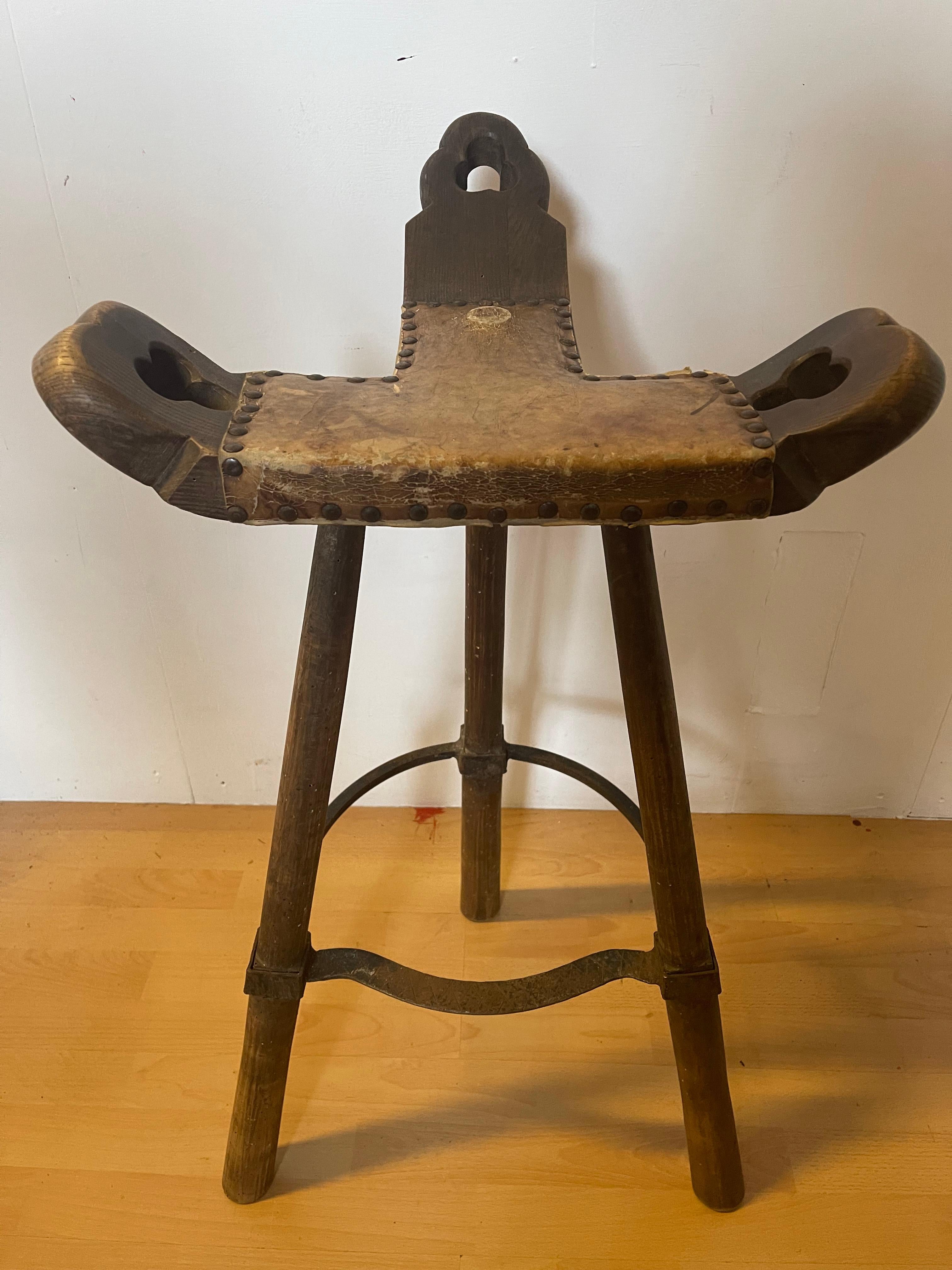 Brutalist bar stools Mid-Century 1950s In Good Condition For Sale In Cantù, IT