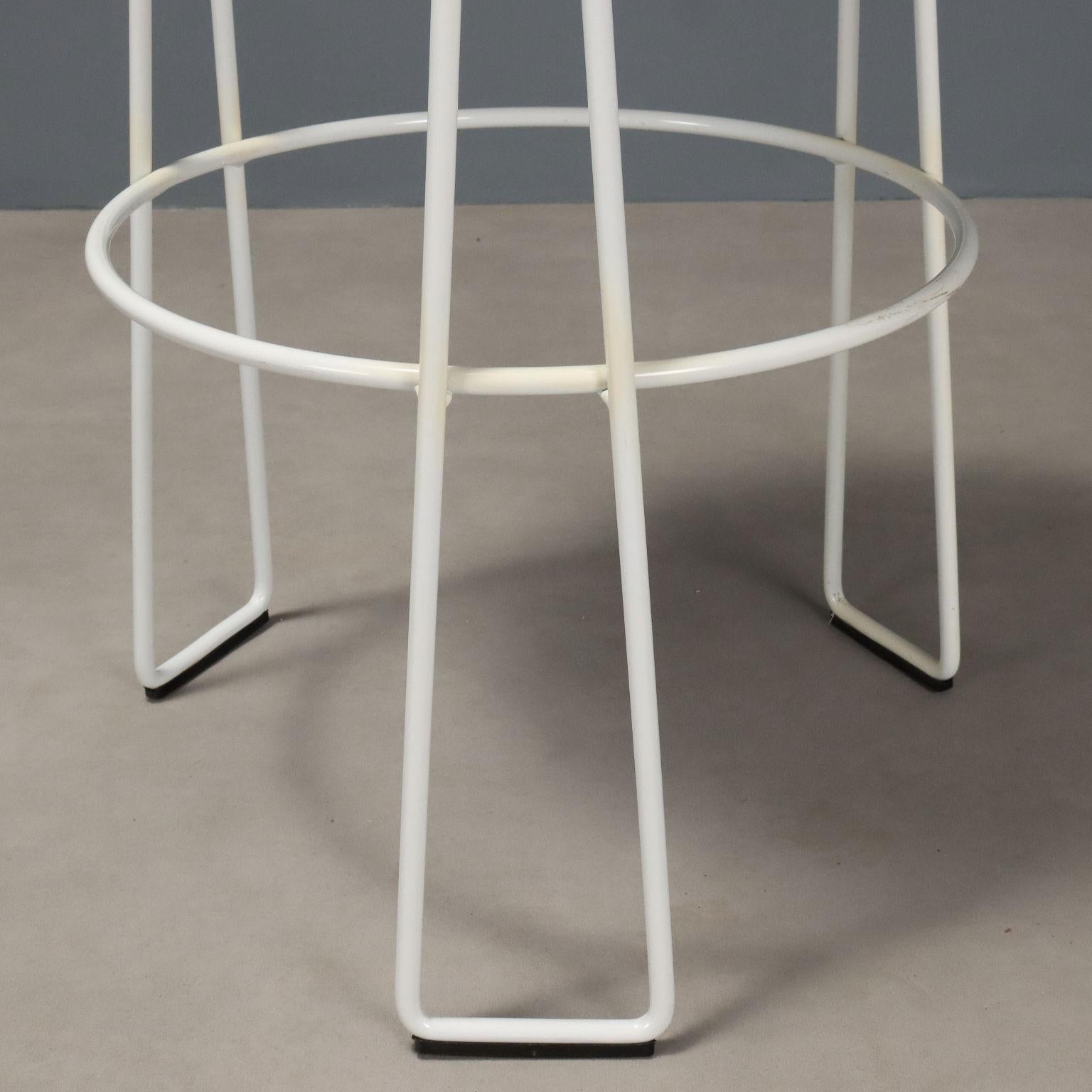 Hocker von Studio Design DDA für Alberti 1980s (Late 20th Century) im Angebot