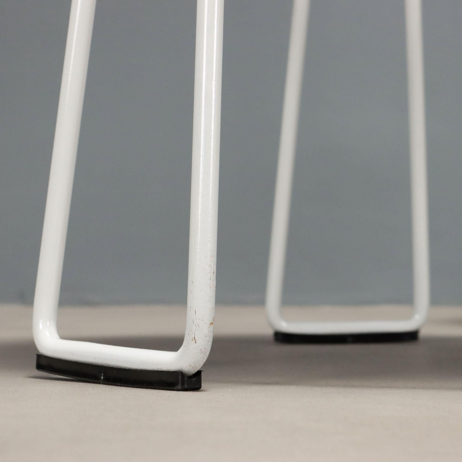 Hocker von Studio Design DDA für Alberti 1980s (Metall) im Angebot