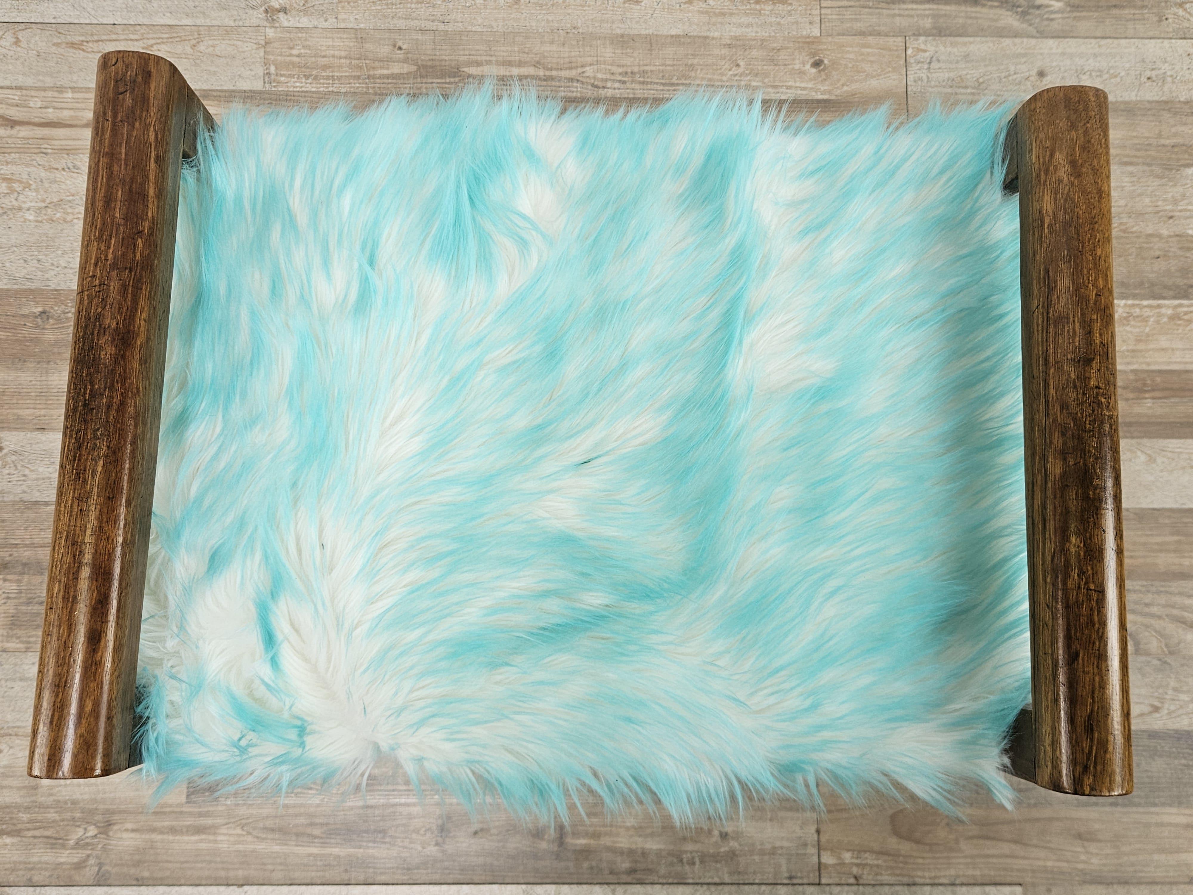 Tabouret Art Déco en noyer tapissé 20ème siècle en fourrure en vente 5