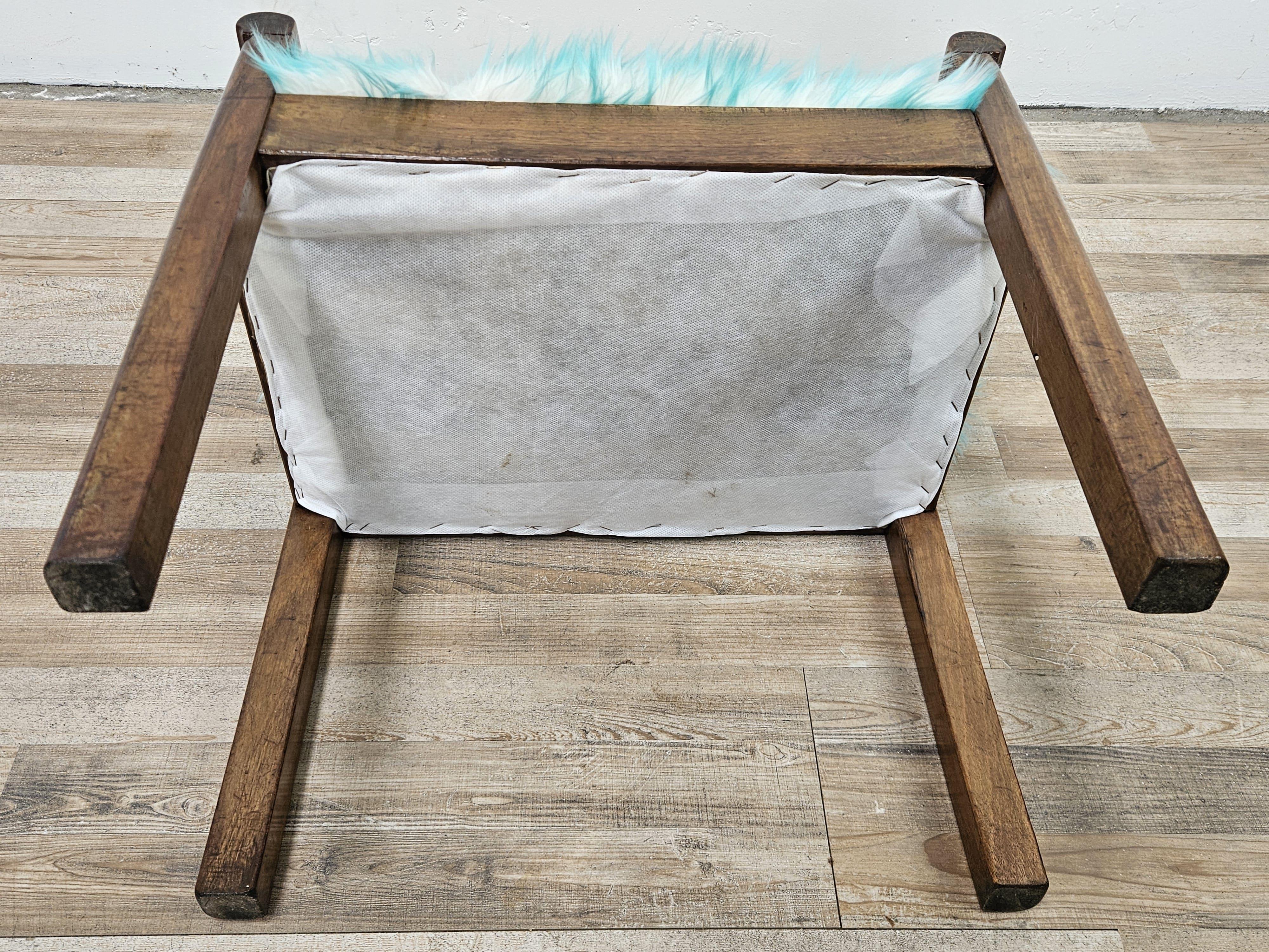 Tabouret Art Déco en noyer tapissé 20ème siècle en fourrure en vente 8