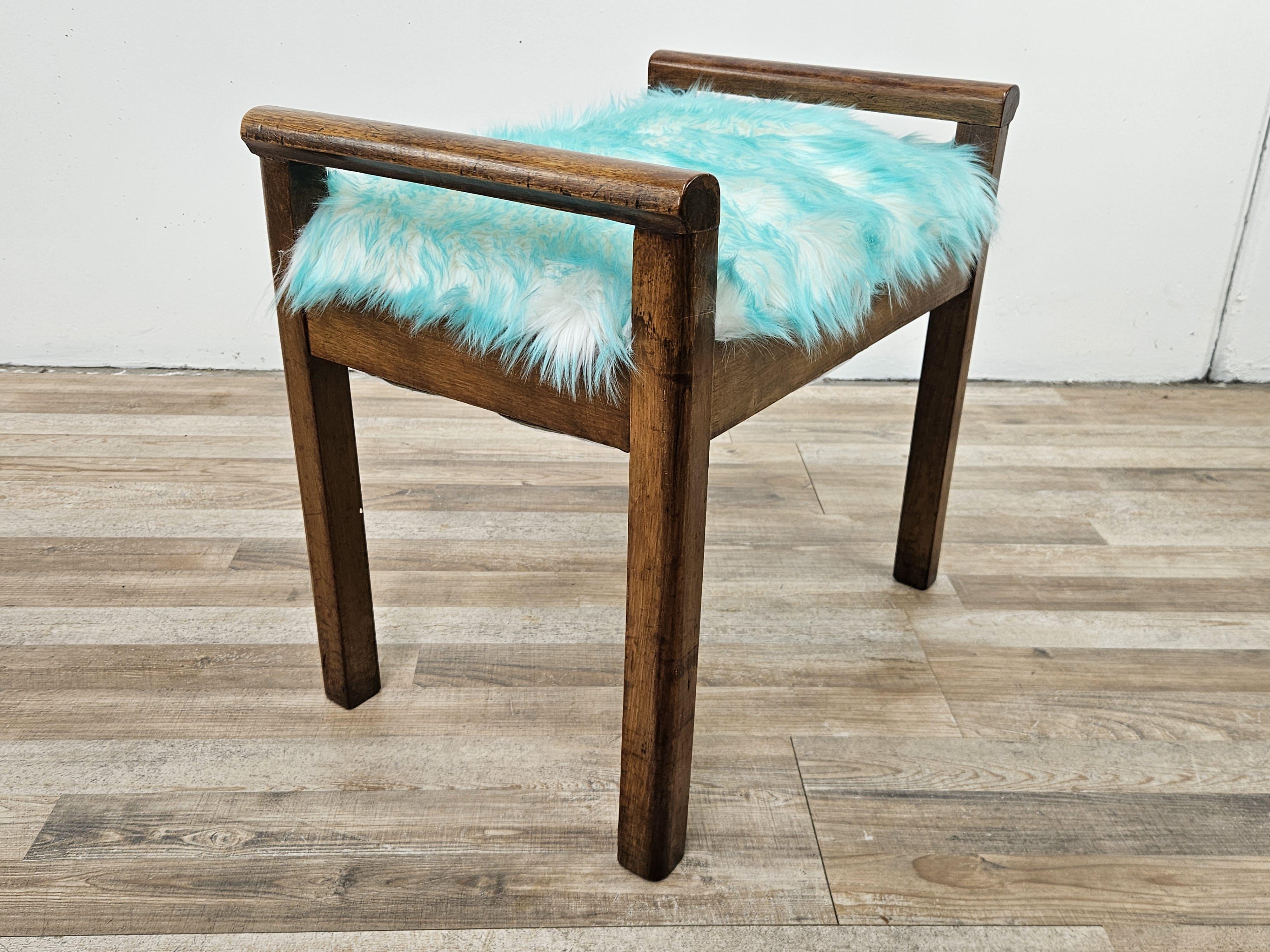 Art déco Tabouret Art Déco en noyer tapissé 20ème siècle en fourrure en vente