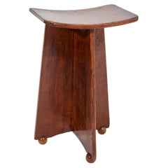 Oak tree wood stool 1930s, Italy.