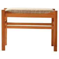 Reposapiés de madera