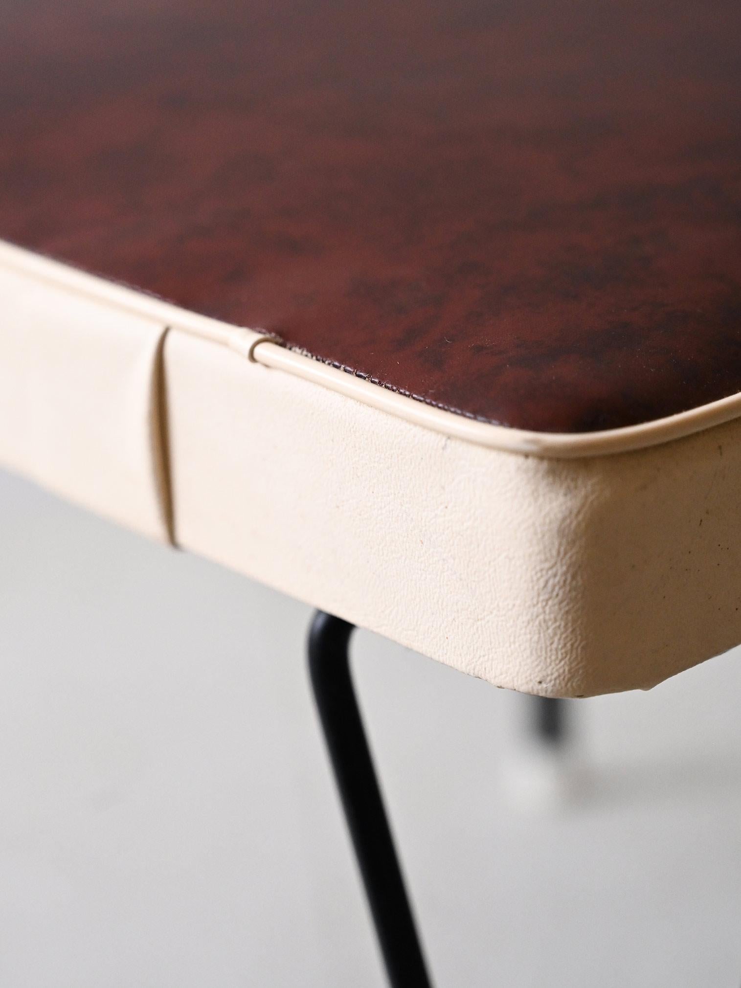 Retro upholstered stool In Good Condition For Sale In Brescia, IT