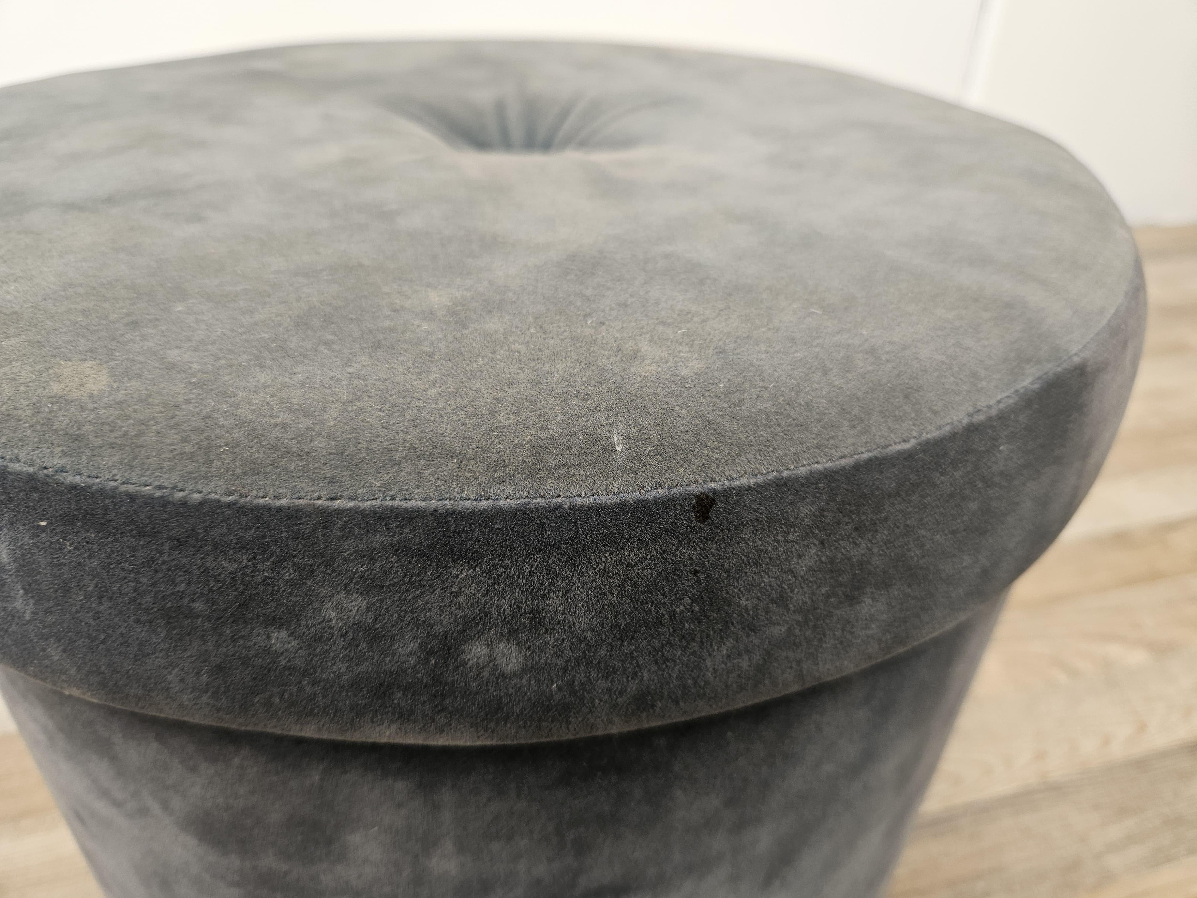 Mid Century 1960s velvet round stool For Sale 4