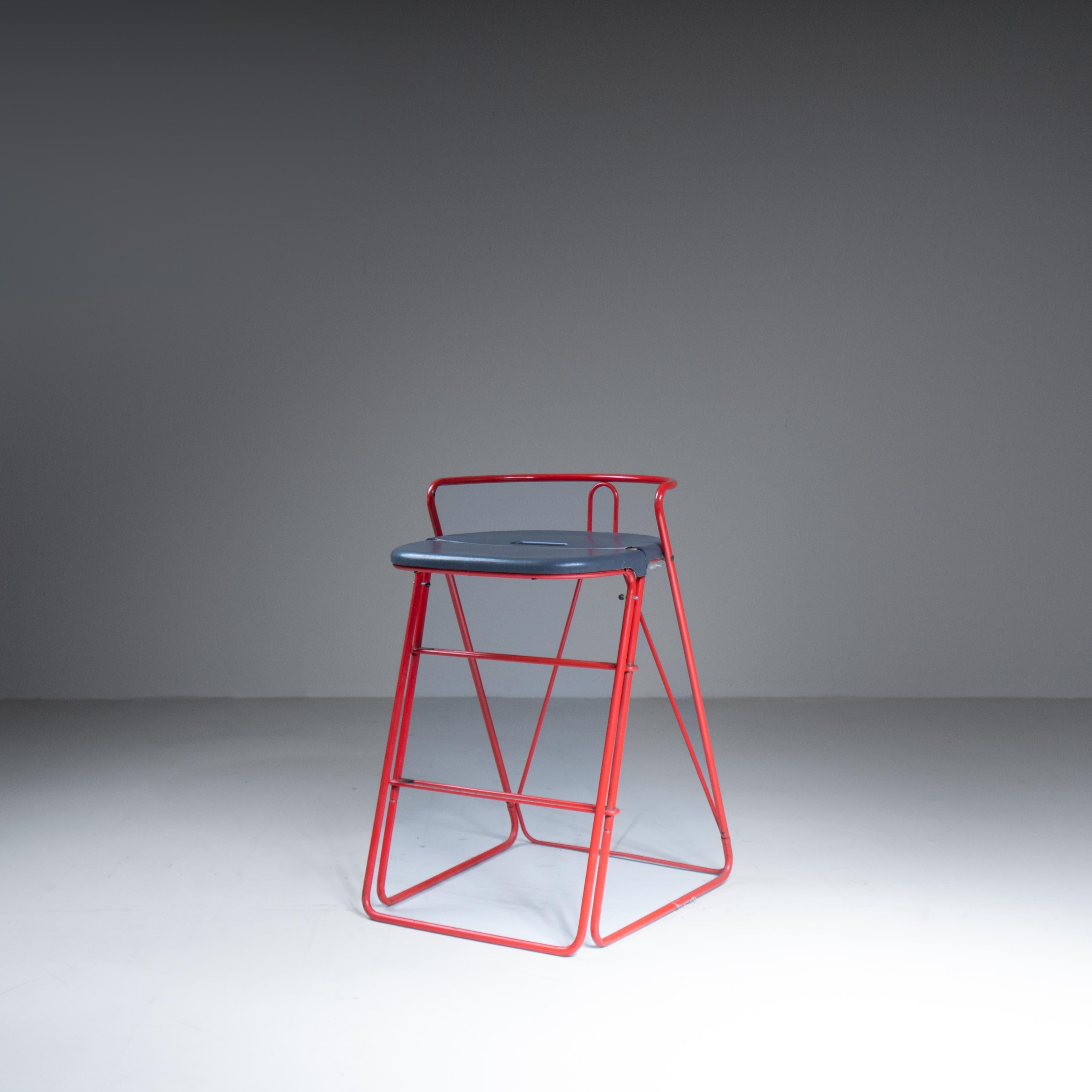 Condition: Fair - Superficial marks
Materials: Metal, Plastic
Era: 1970
Style: Post Modern