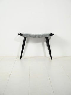 Skandinavischer 1960er schwarz lackierter Hocker