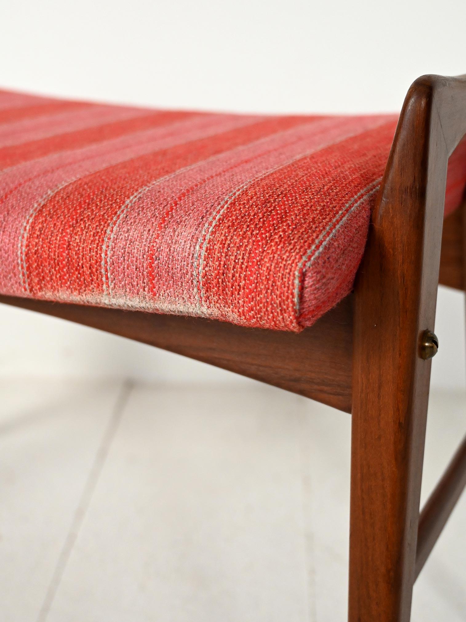 Sgabello scandinavo in teak di Svante Skogh en vente 1