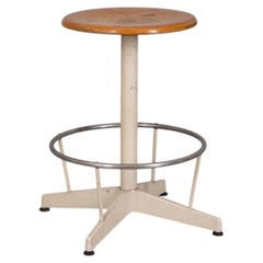 Tabouret vintage en métal et bois des années 1960 Design industriel