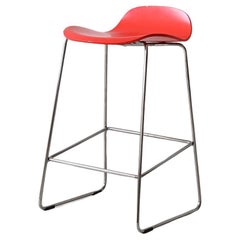 Roter Vintage-Hocker