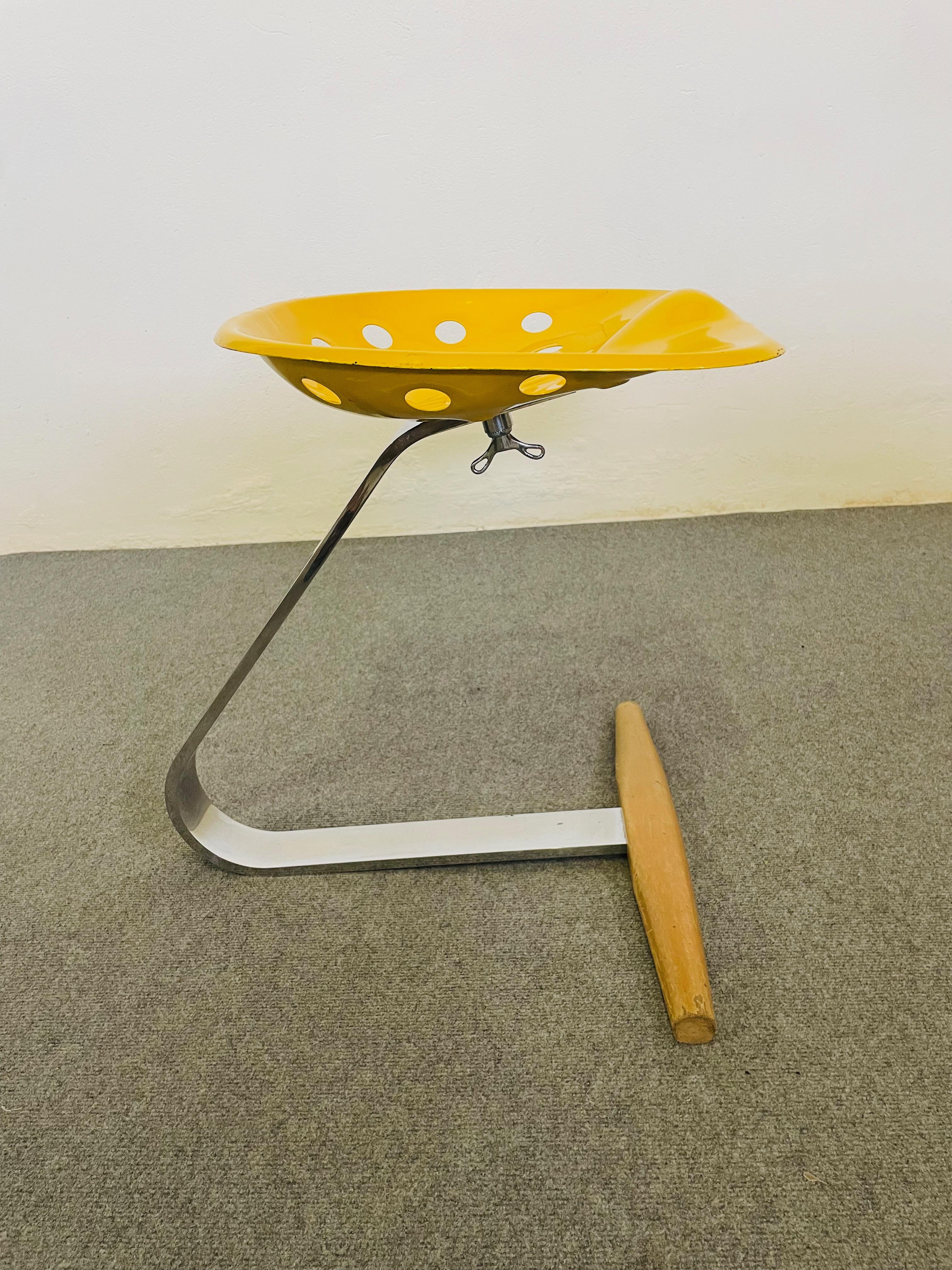 Sgabello Zanotta Mezzadro di Achille and Pier Giacomo Castiglioni im Zustand „Gut“ im Angebot in Busnago, IT