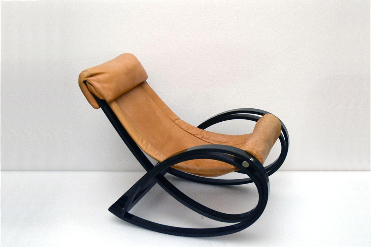 Sgarsul Rocking Chair Designed by Gae Aulenti for Poltronova For Sale 7